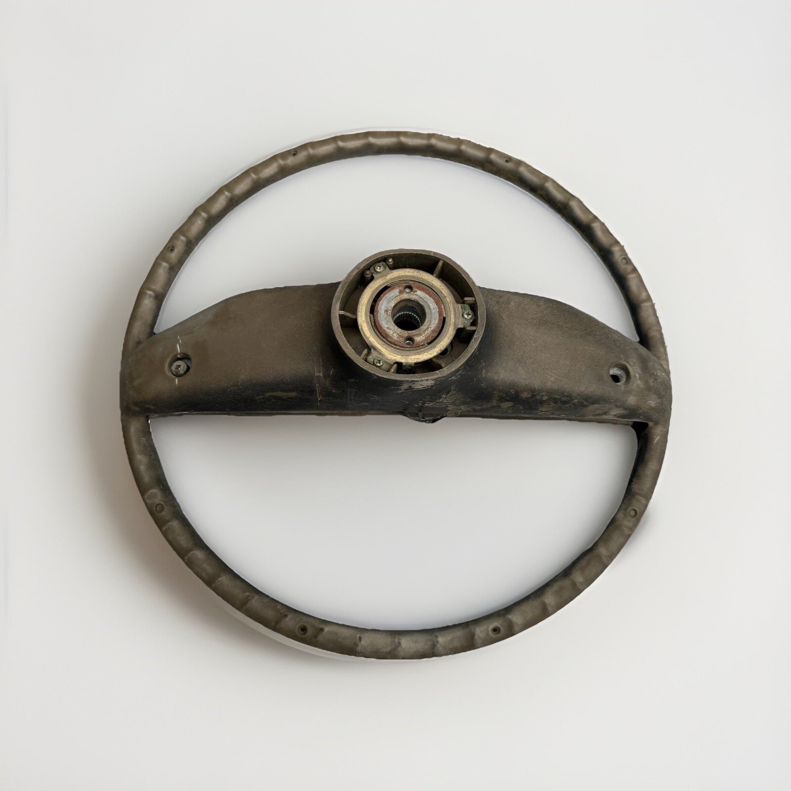 Toyota Corolla Deluxe KE 30 TE 31 TE71  Steering Wheel 80 81 82 #2
