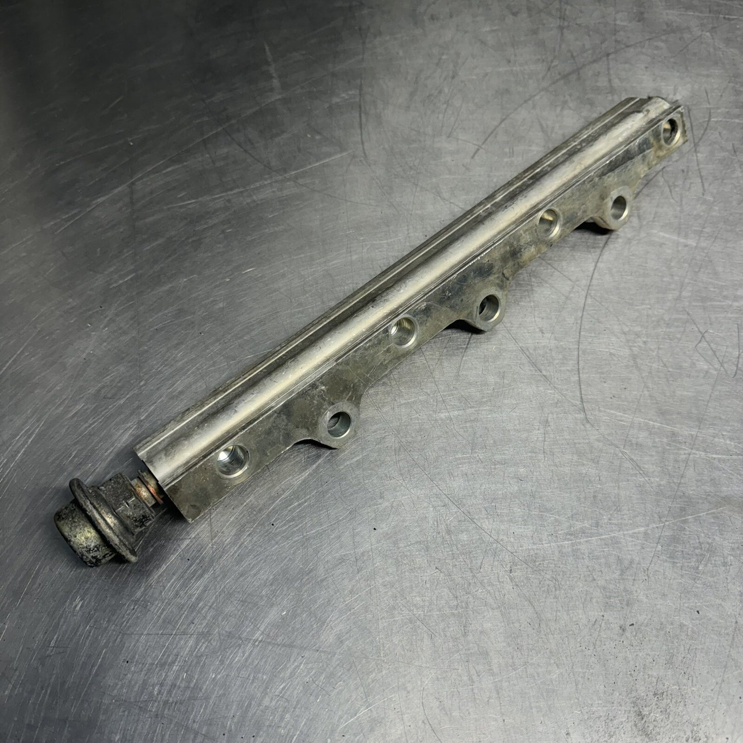 Toyota 4A-GE 16v Fuel Rail / Ramp with Pressure Regulator (Corolla MR2 AE86) #3