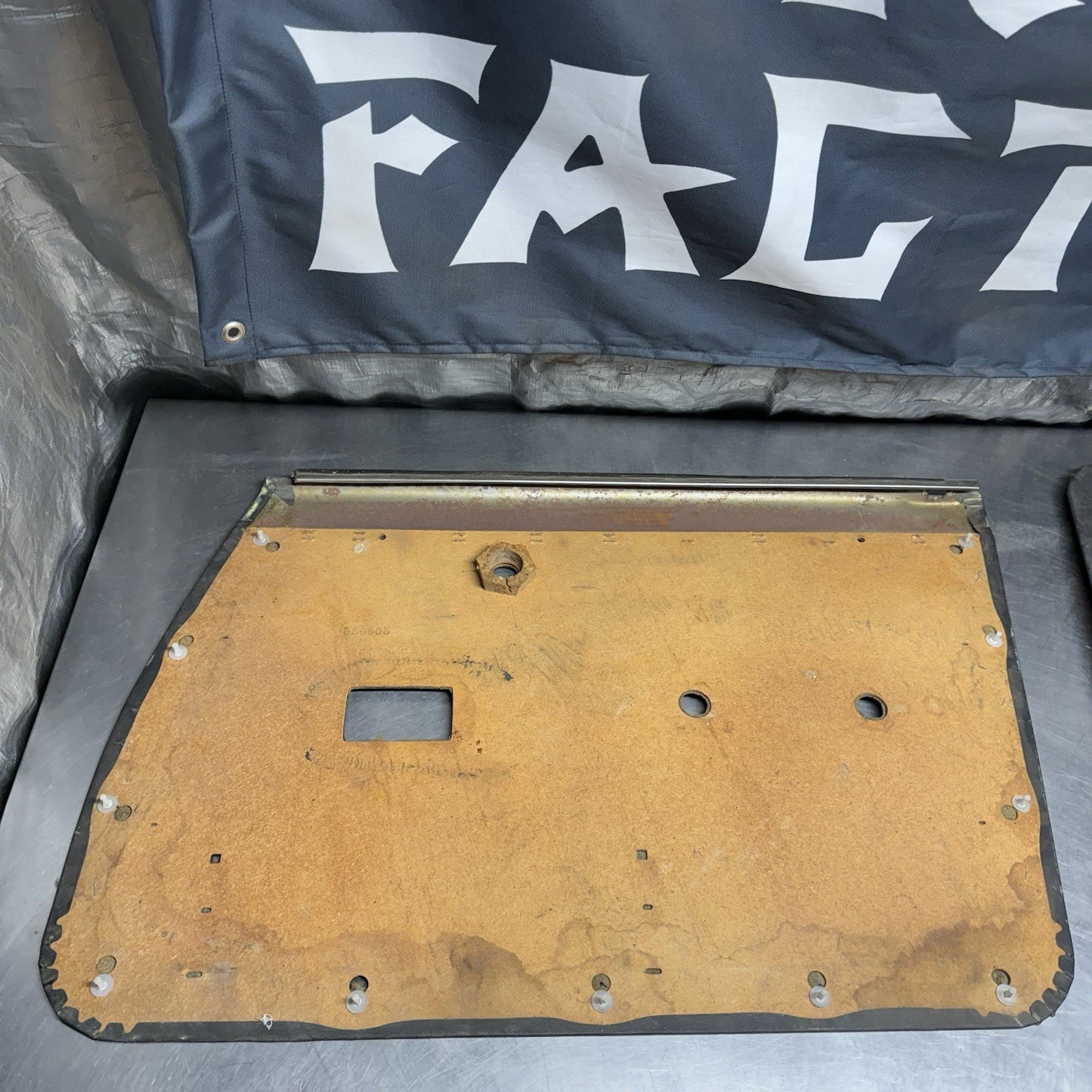 Toyota Corolla KE70 AE71 4 DOOR PANELS WAGON SEDAN COUPE 1980 - 1983 Front #1
