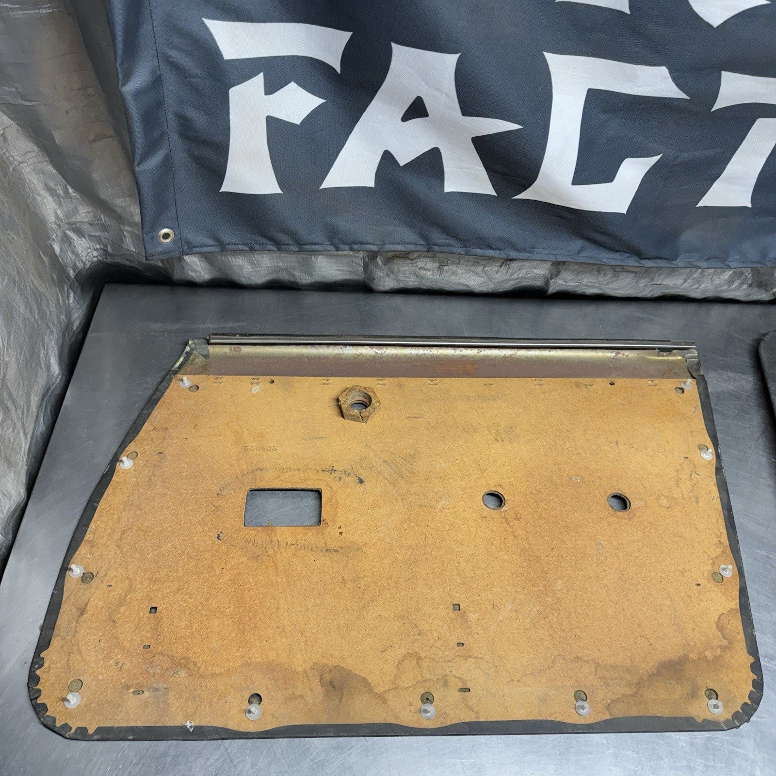Toyota Corolla KE70 AE71 4 DOOR PANELS WAGON SEDAN COUPE 1980 - 1983 Front #1