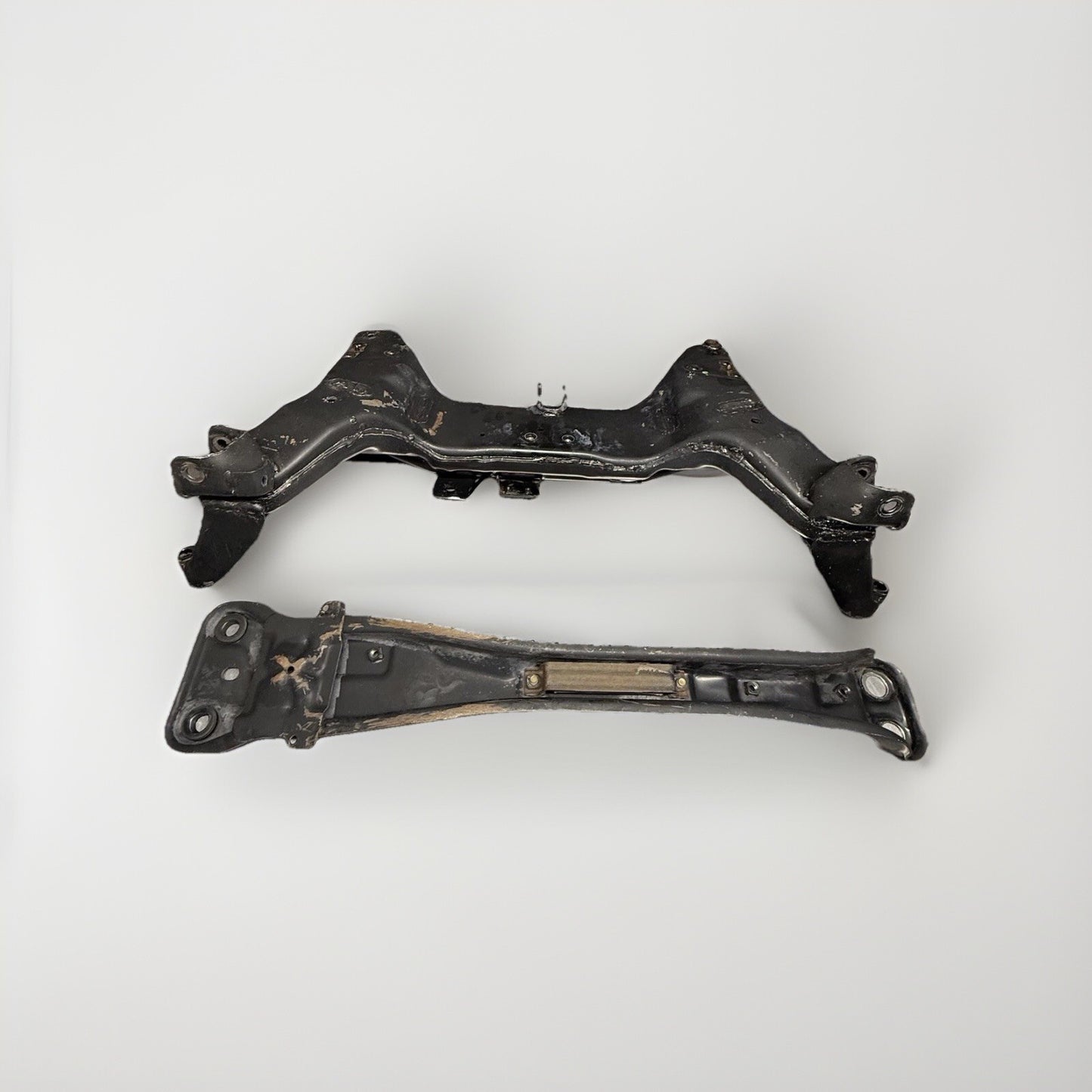 2000-2002 Nissan Sentra 2.0 Sr20de Front Crossmember Subframe Cradle K Member #1