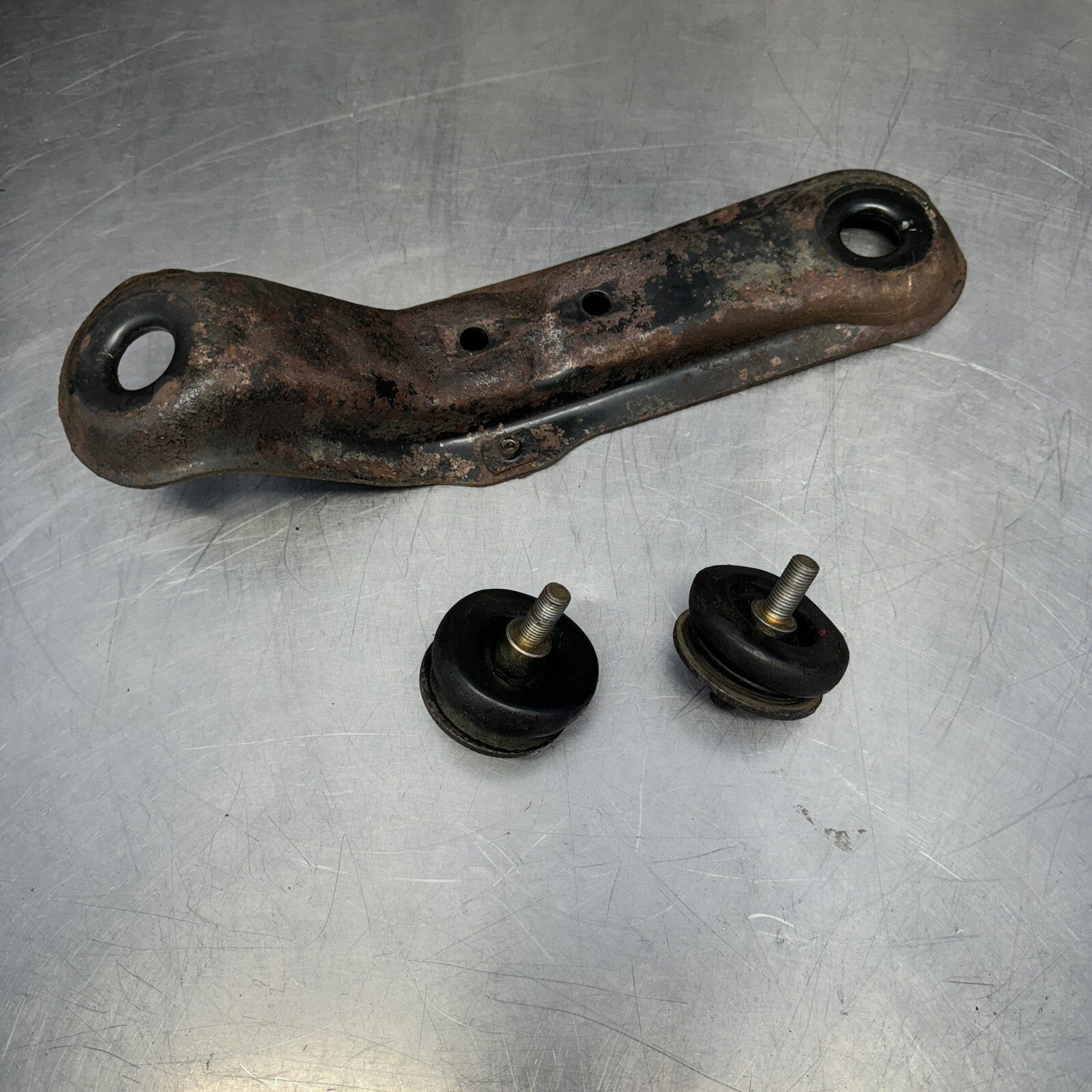 Transmission Brace Mount Bracket Mazda RX7 FB 79-85 SA22C 12A 13B 119 1C2 #1