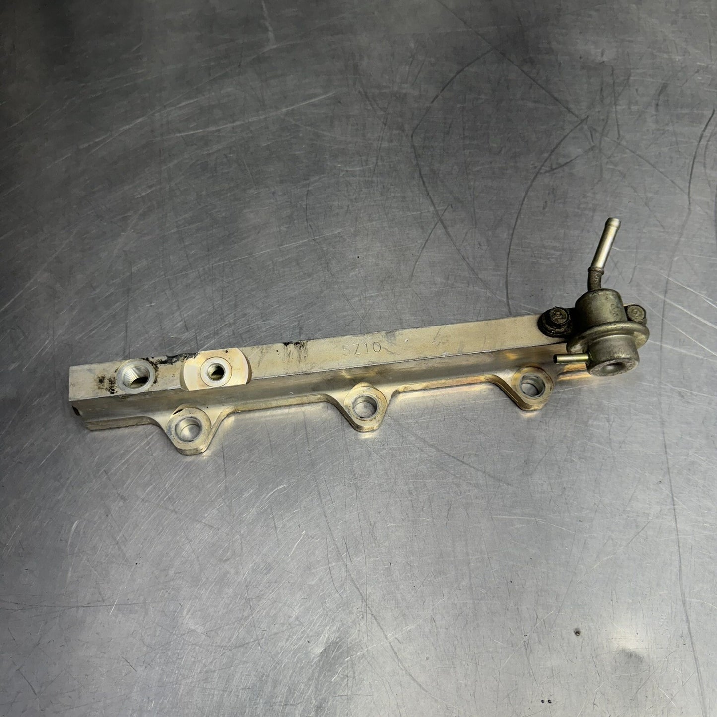 Toyota 4A-GE 16v Fuel Rail / Ramp with Pressure Regulator (Corolla MR2 AE86) #1