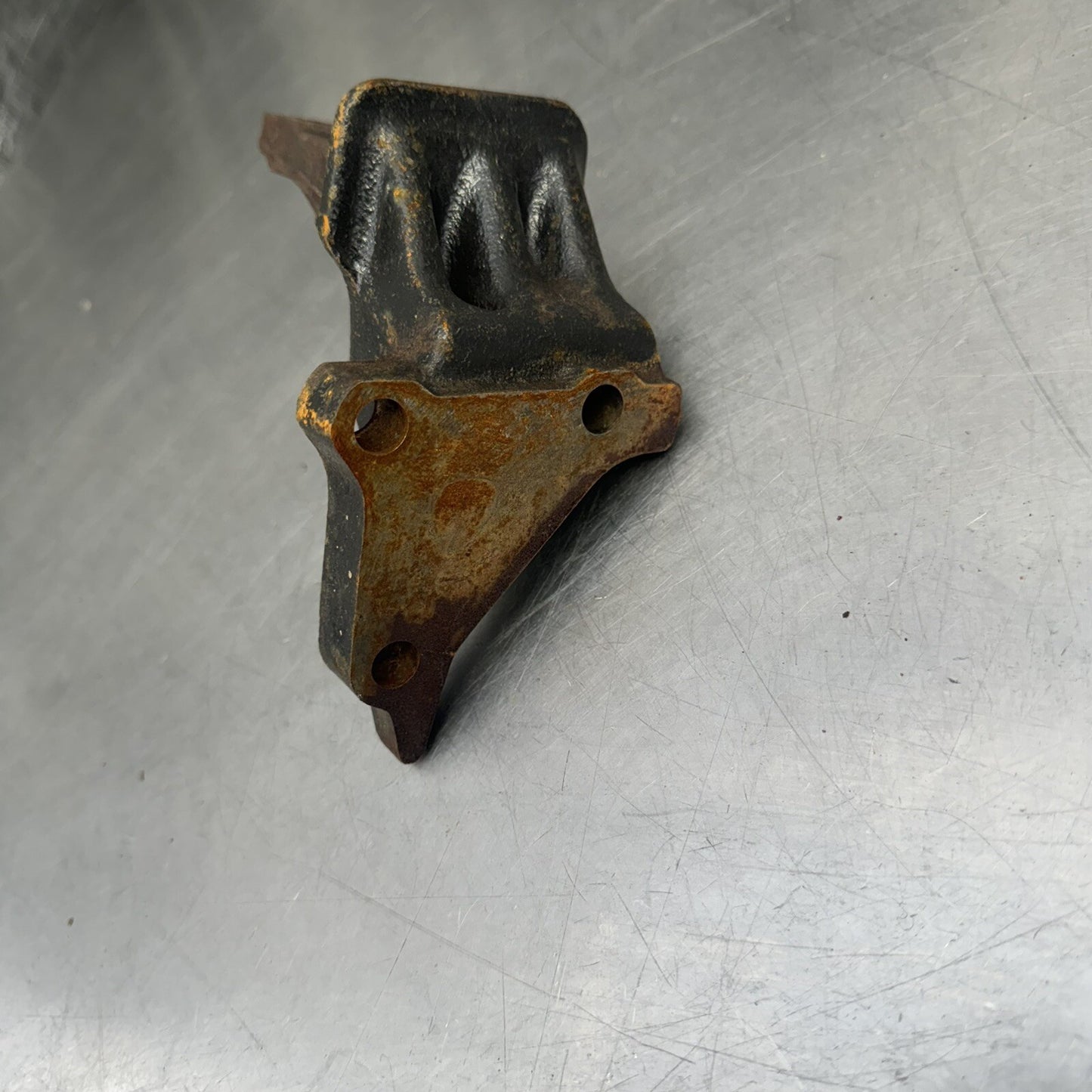 87-89 MR2 engine post mount bracket front of engine 12315-16040 87-91 Corolla #1
