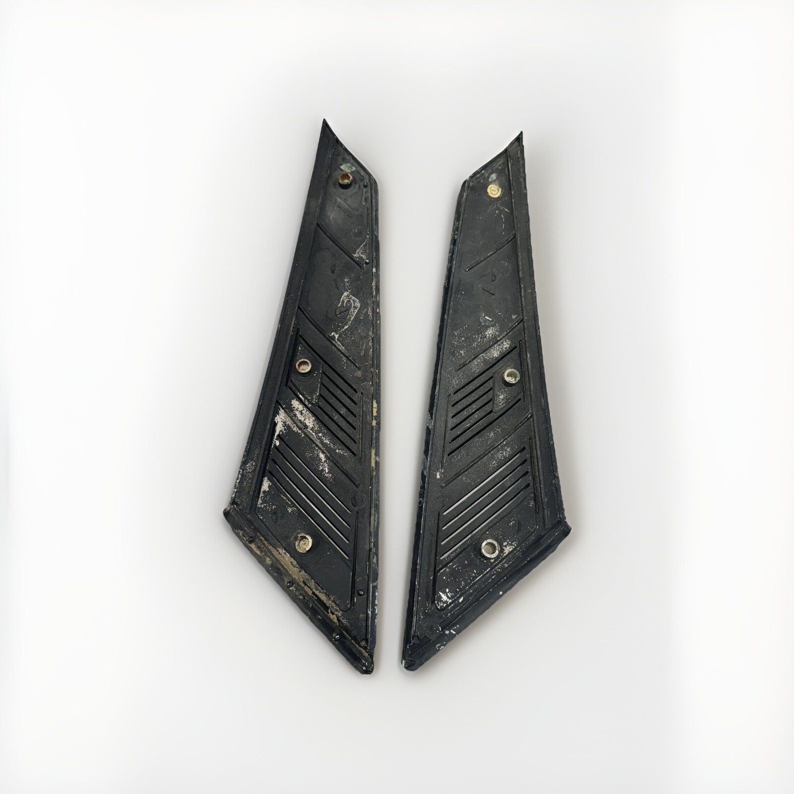 76 77 TOYOTA CELICA RA24 COUPE REAR WINDOW LOUVER SIDE VENT LEFT RIGHT CHROME #1