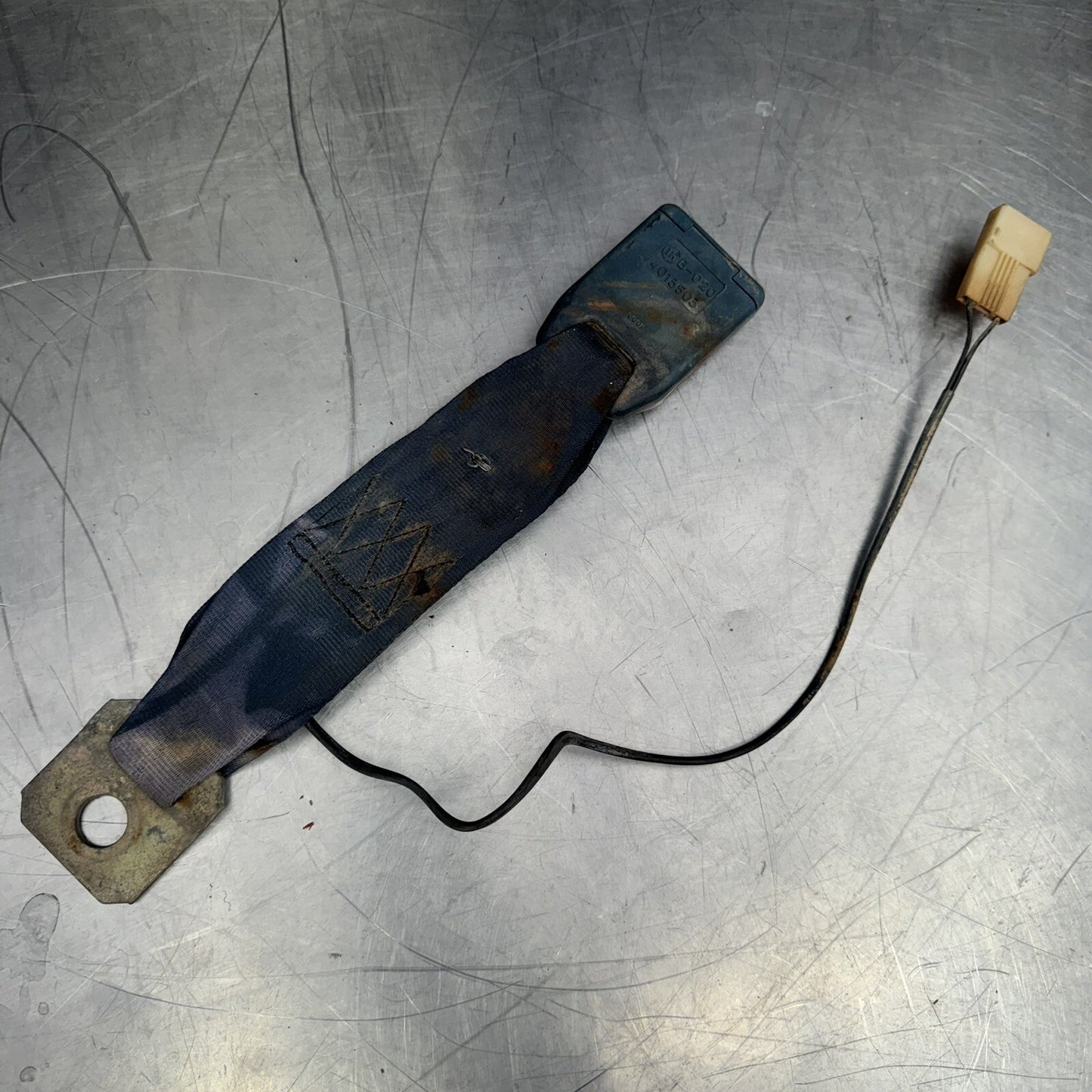 Toyota Corolla AE86 Front Seat Belt Buckle Receiver Clip #6