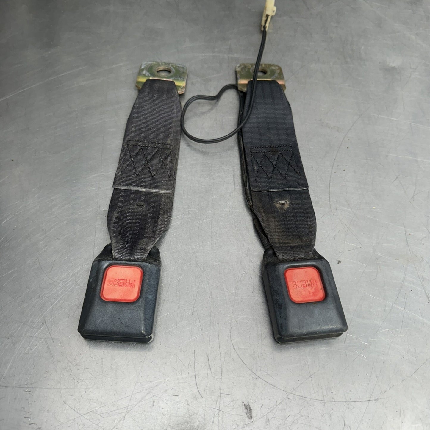 Toyota Corolla AE86 Front Seat Belt Buckle Receiver Clip Pair #1