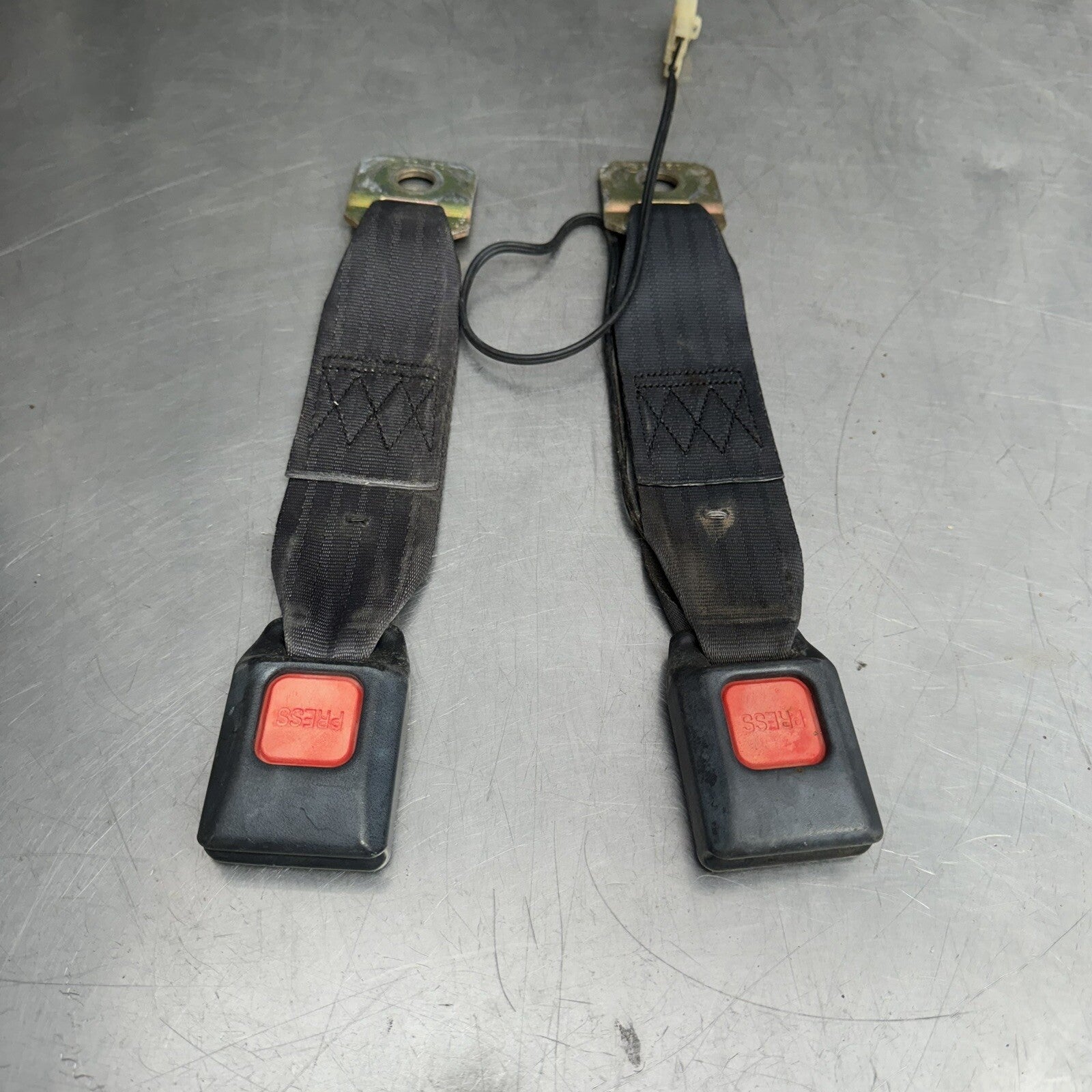 Toyota Corolla AE86 Front Seat Belt Buckle Receiver Clip Pair #1