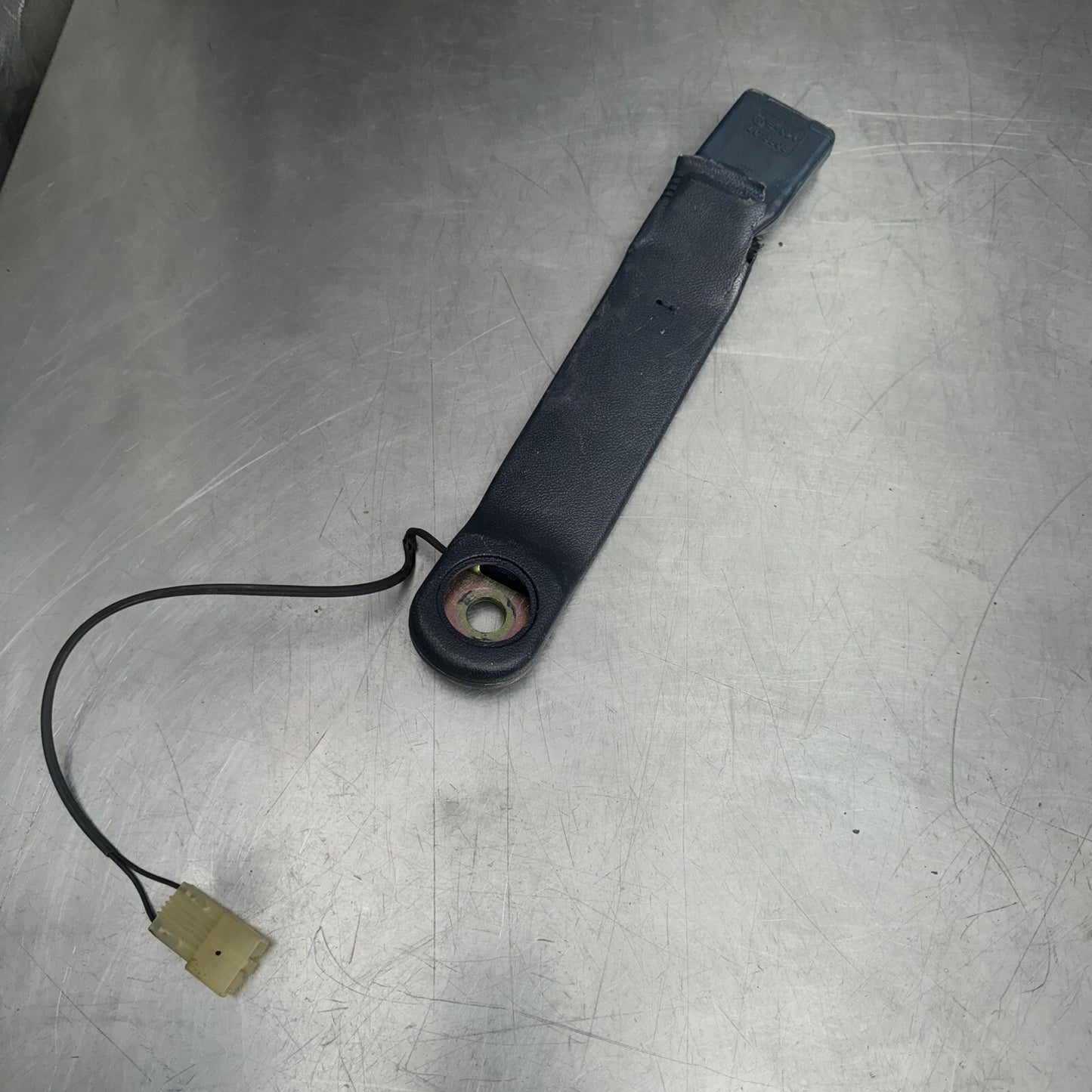 Toyota Corolla AE86 Front Seat Belt Buckle Receiver Clip #8