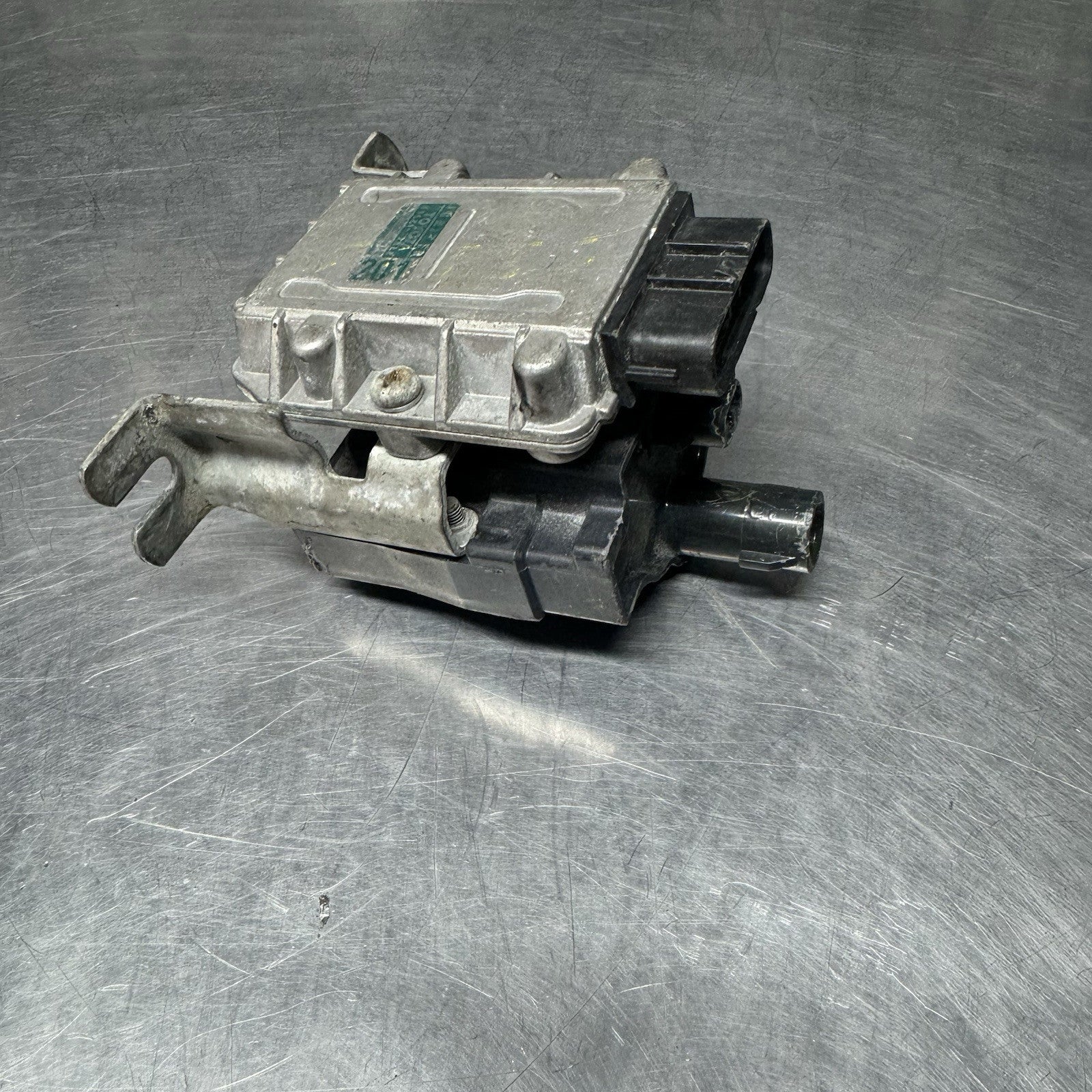 90-95 Toyota 4Runner 3VZ-E Ignition Coil W/ Igniter 89621-12050