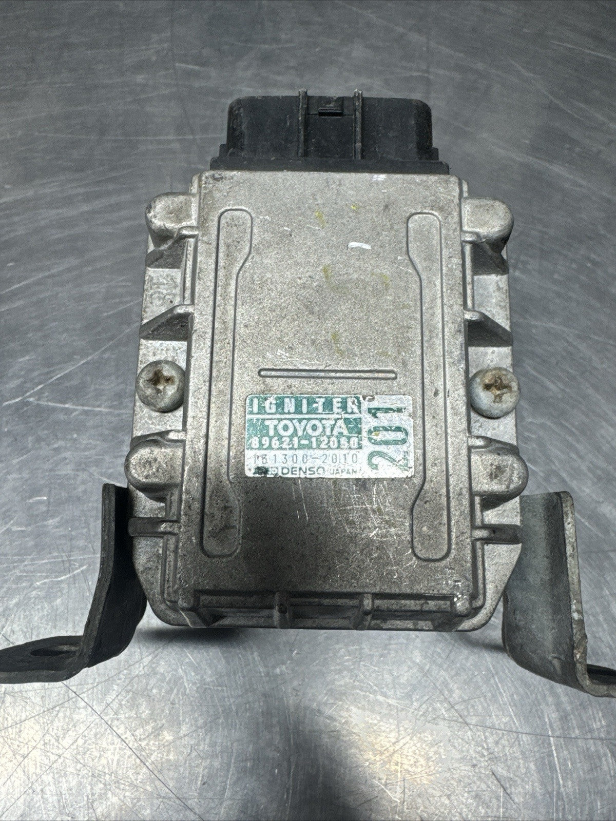 90-95 Toyota 4Runner 3VZ-E Ignition Coil W/ Igniter 89621-12050