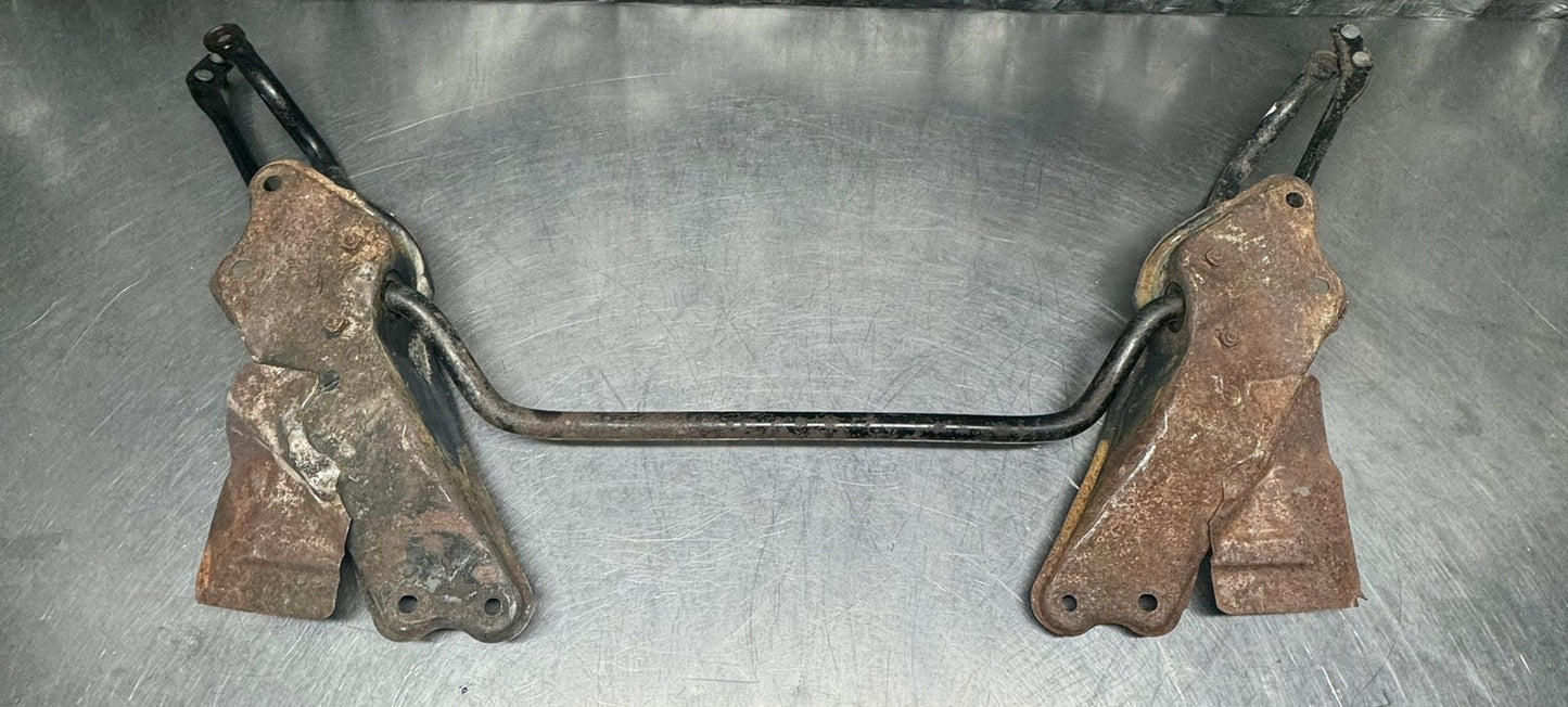 Toyota Corolla Ae86 Front Tension Rod Sway Bar Control Arms And Bracket #2