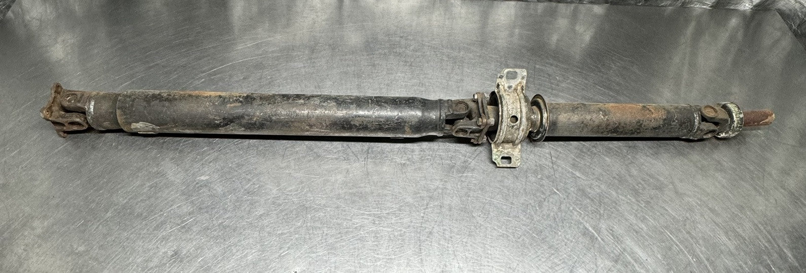 TOYOTA AE86 GTS M/T Driveshaft  W/Center Bearing 4age Drive Shaft Assy OEM #5