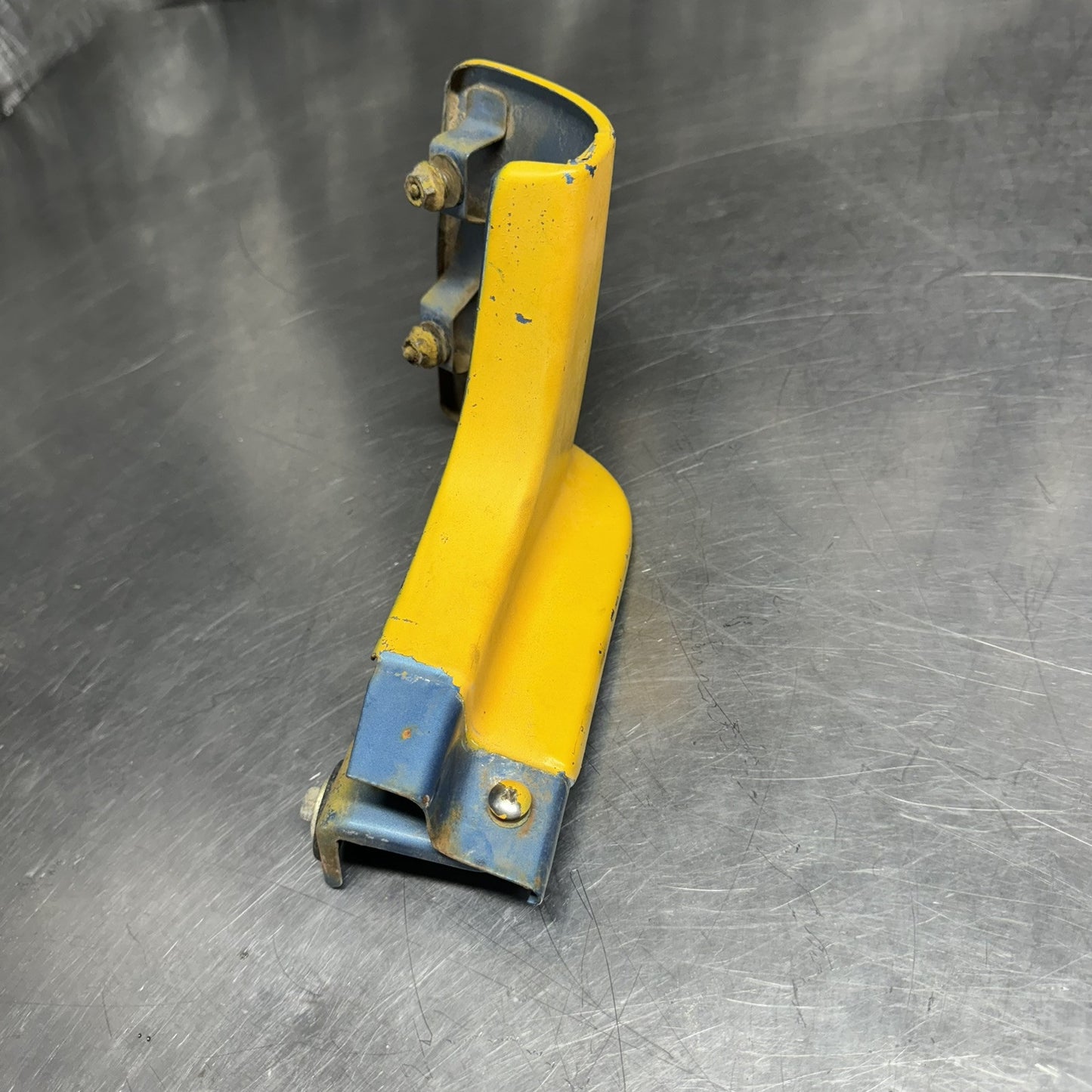 76 77 TOYOTA CELICA GT RA24 RA29 BUMPER FILLER PANEL COVER TRIM LEFT DRIVER #1