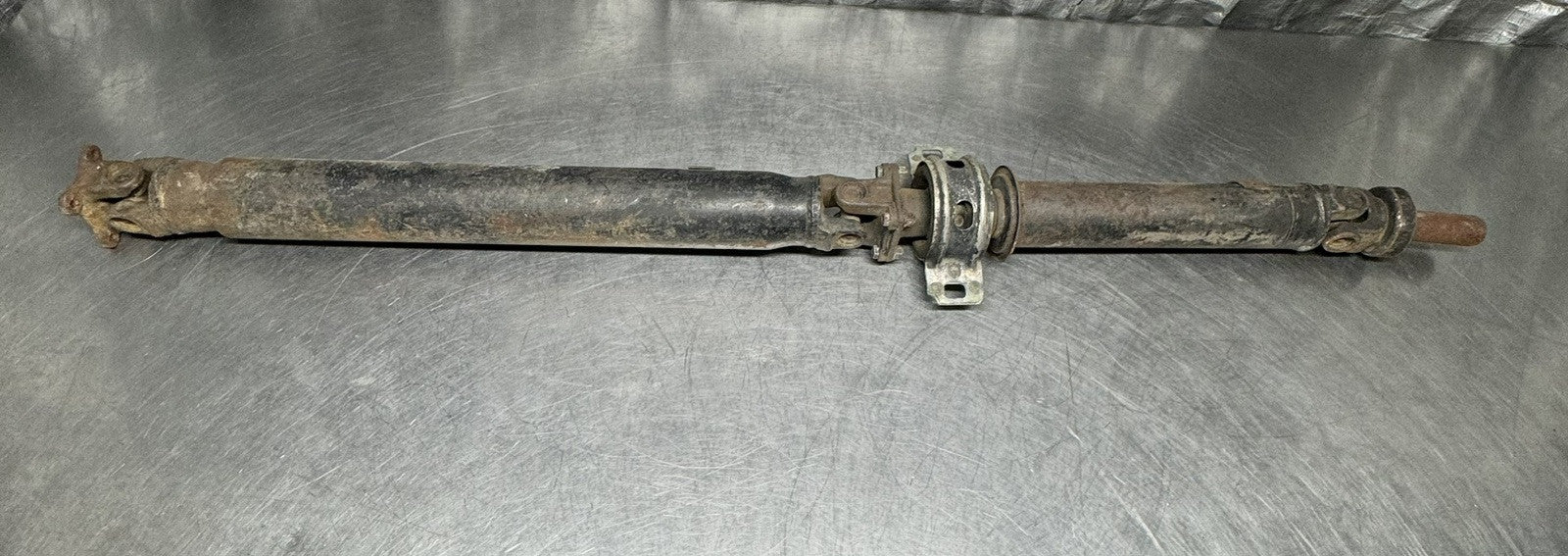 TOYOTA AE86 GTS M/T Driveshaft  W/Center Bearing 4age Drive Shaft Assy OEM #4