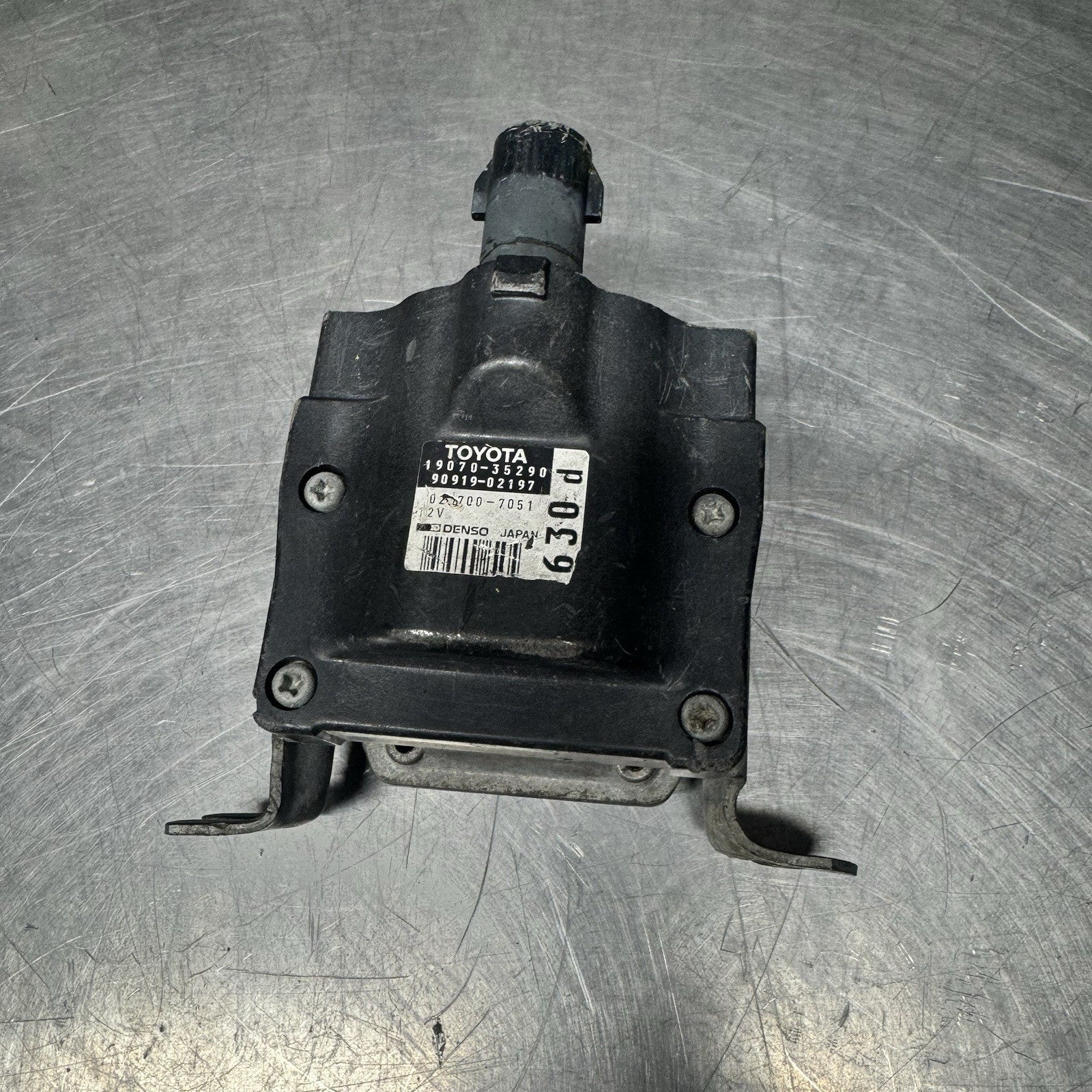 90-95 Toyota 4Runner 3VZ-E Ignition Coil W/ Igniter 89621-12050