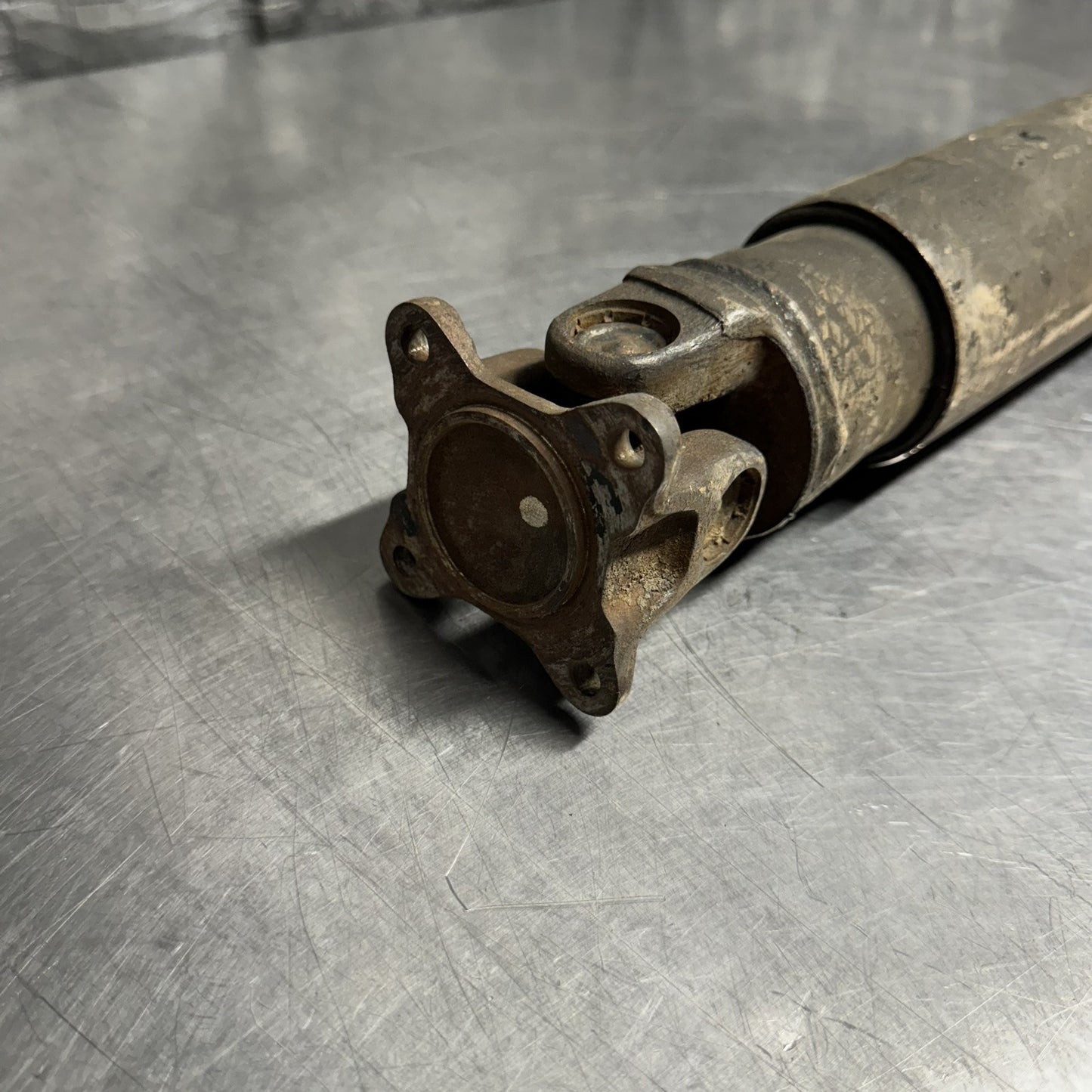 TOYOTA AE86 GTS M/T Driveshaft  W/Center Bearing 4age Drive Shaft Assy OEM #1