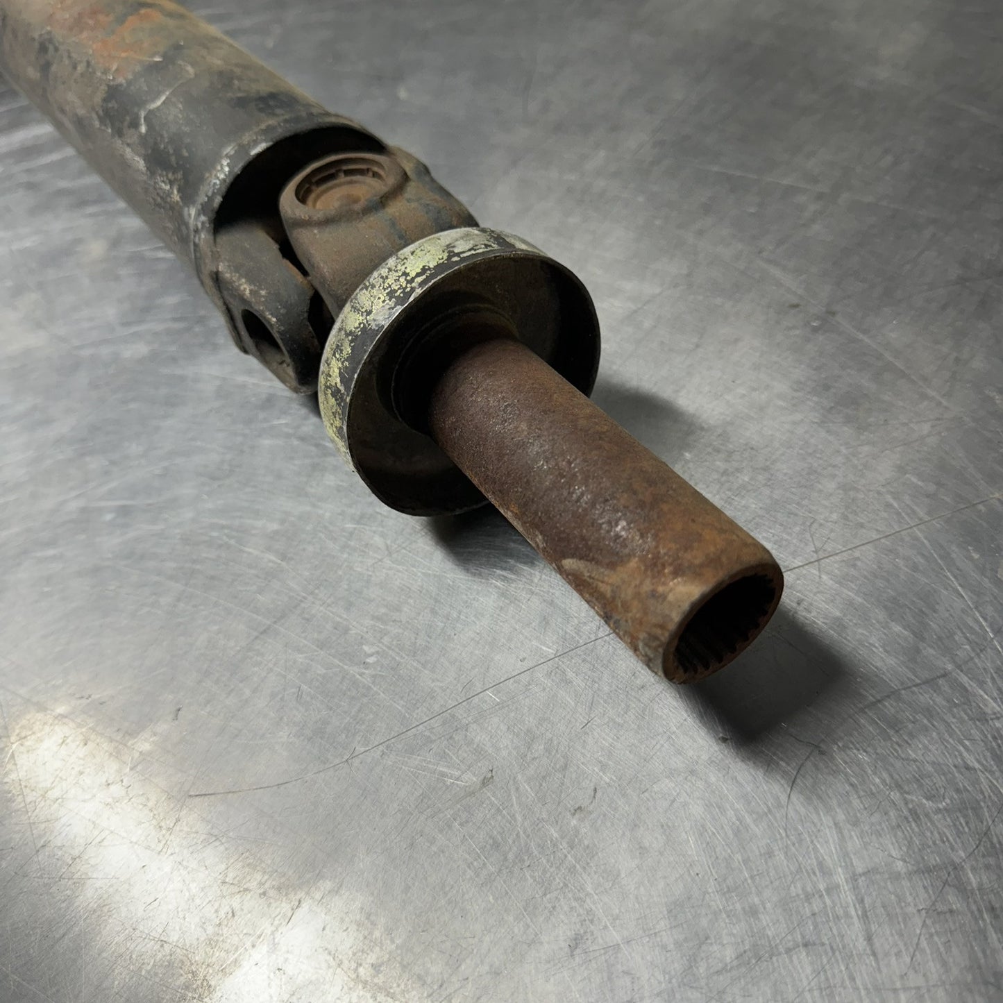 TOYOTA AE86 GTS M/T Driveshaft  W/Center Bearing 4age Drive Shaft Assy OEM #5