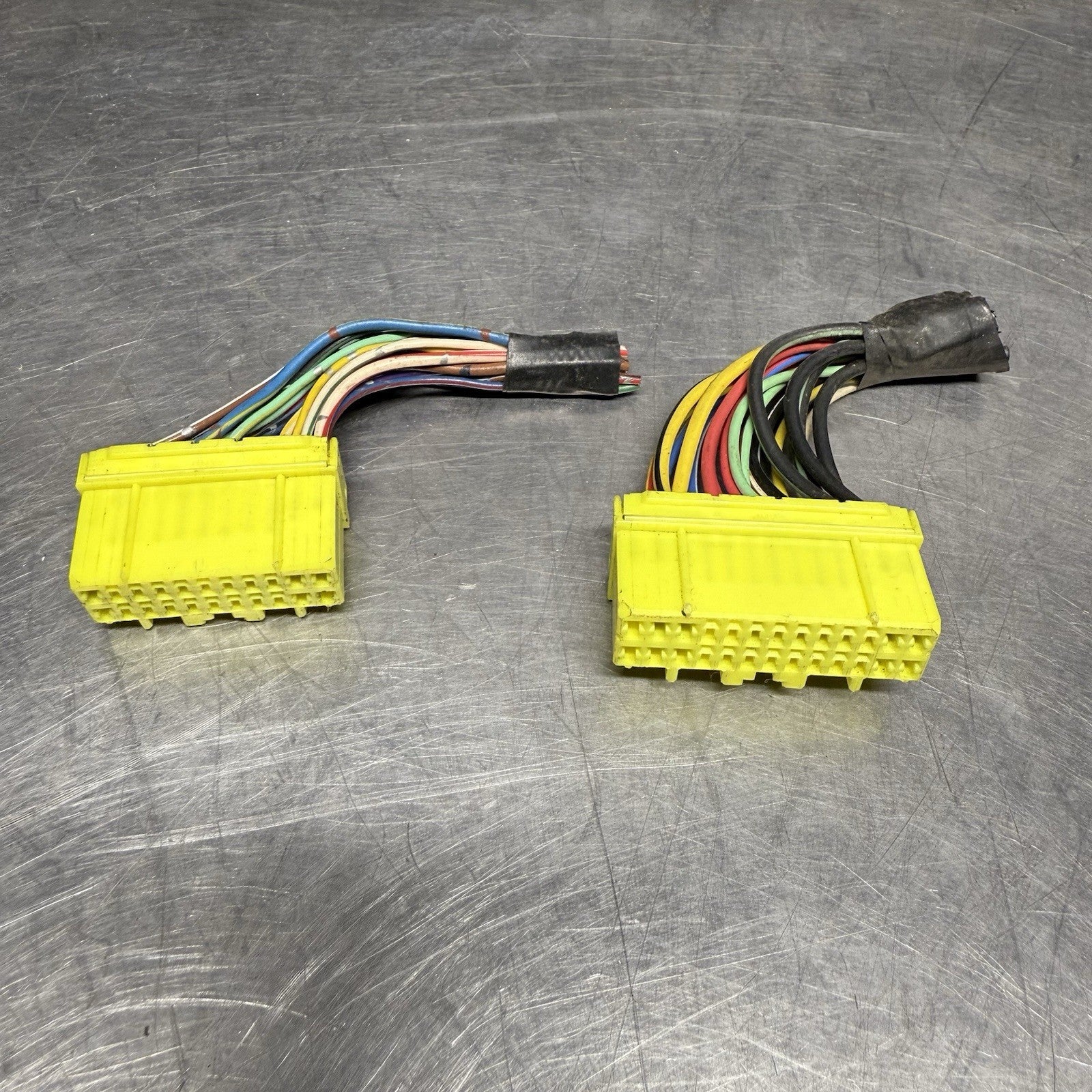 WIRING HARNESS PLUG CONNECTOR 90-91 MAZDA MIATA DENSO 1.6 ECM PCM B61P 18 881A 0