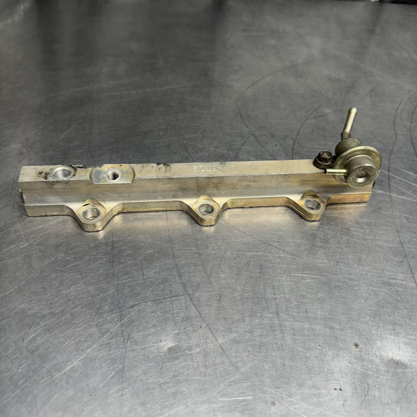 Toyota 4A-GE 16v Fuel Rail / Ramp with Pressure Regulator (Corolla MR2 AE86) #1