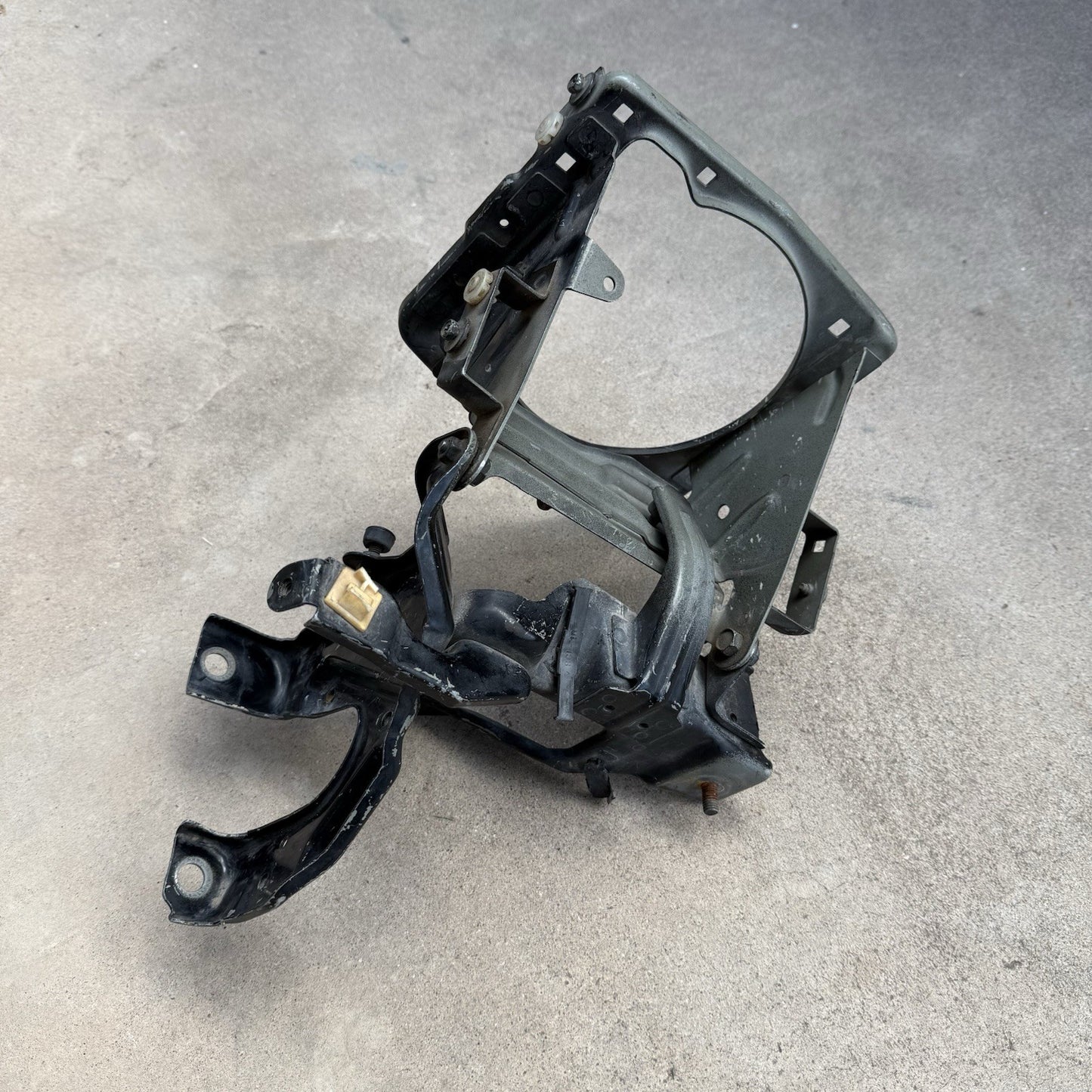 1990-1997 Mazda Miata PASSENGER RH Headlight Assembly FRAME Used OEM #1