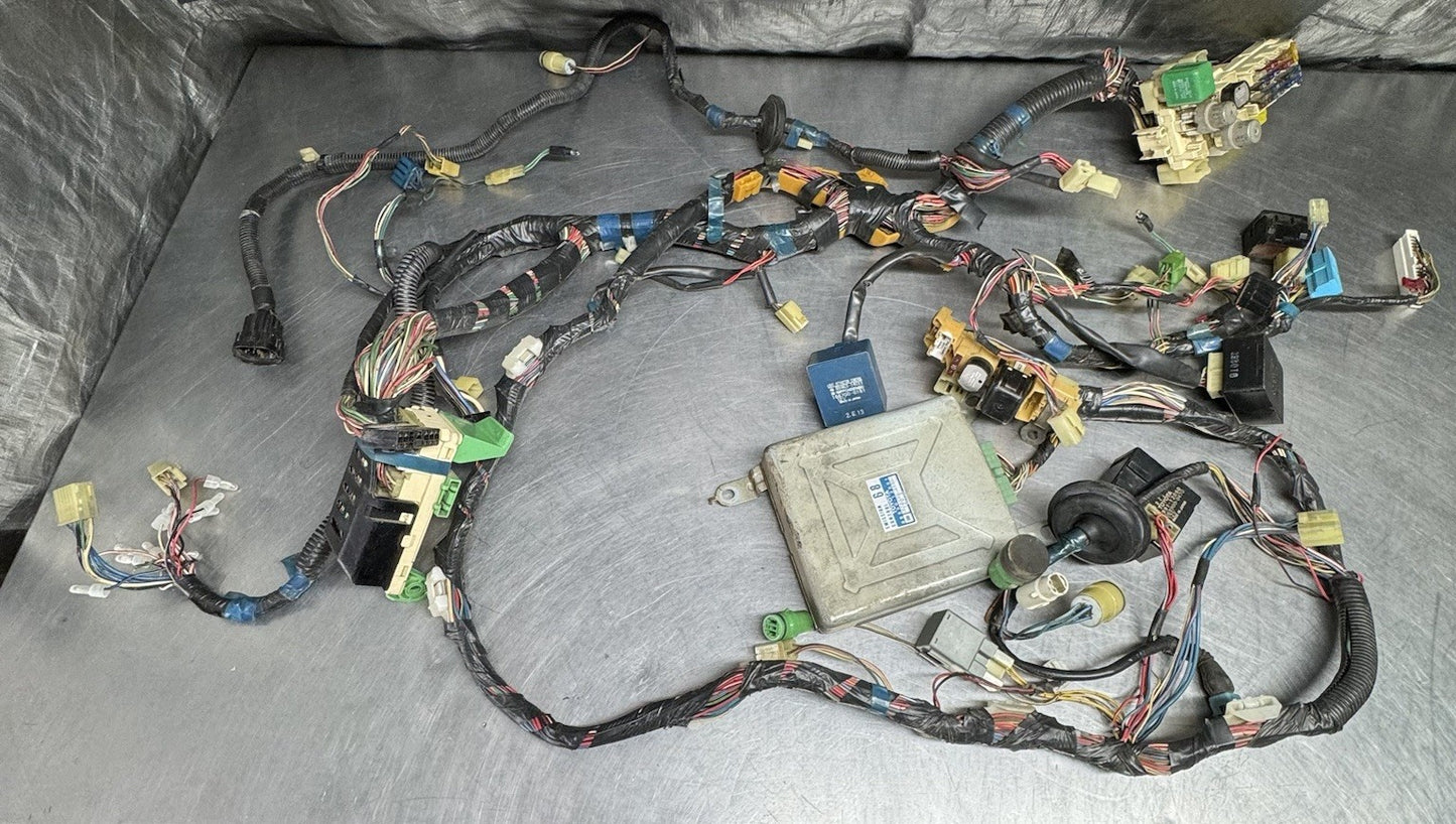 AE86 toyota Corolla GTS RWD Under Dash Fuse Box Cluster wiring harness oem #2