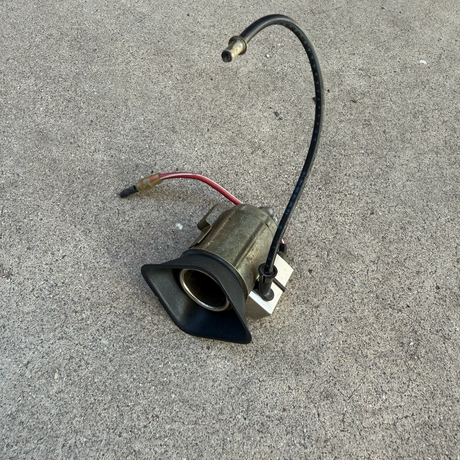 83 MAZDA RX7 FB CIGARETTE LIGHTER POWER CHARGER UNIT #1