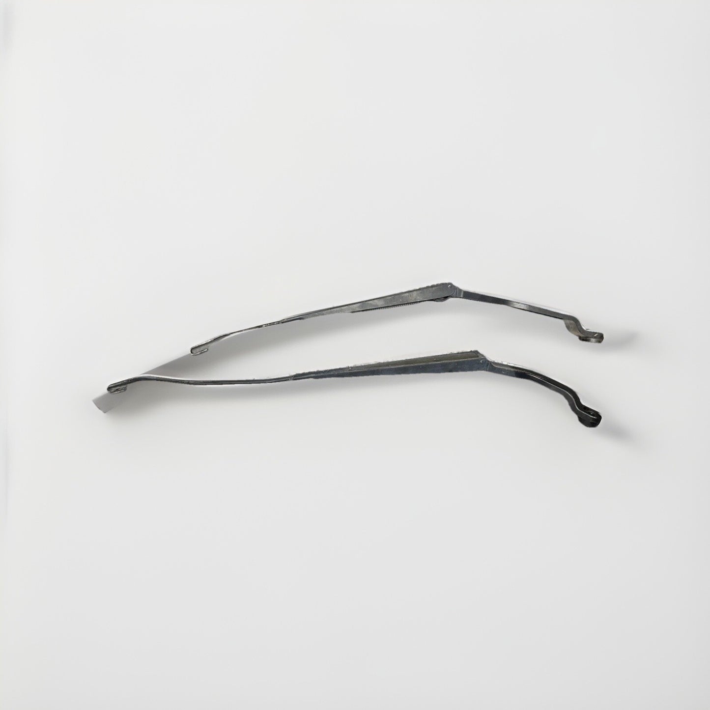 2001 Nissan Sentra Gxe Left & Right Windshield Wiper Arms Pair No Blades Oem 