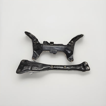 2000-2002 Nissan Sentra 2.0 Sr20de Front Crossmember Subframe Cradle K Member #1