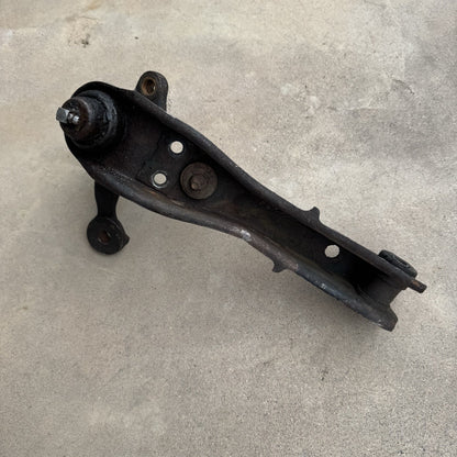 Toyota Corolla AE86 Lower Control Arm with Steering Knuckle Right