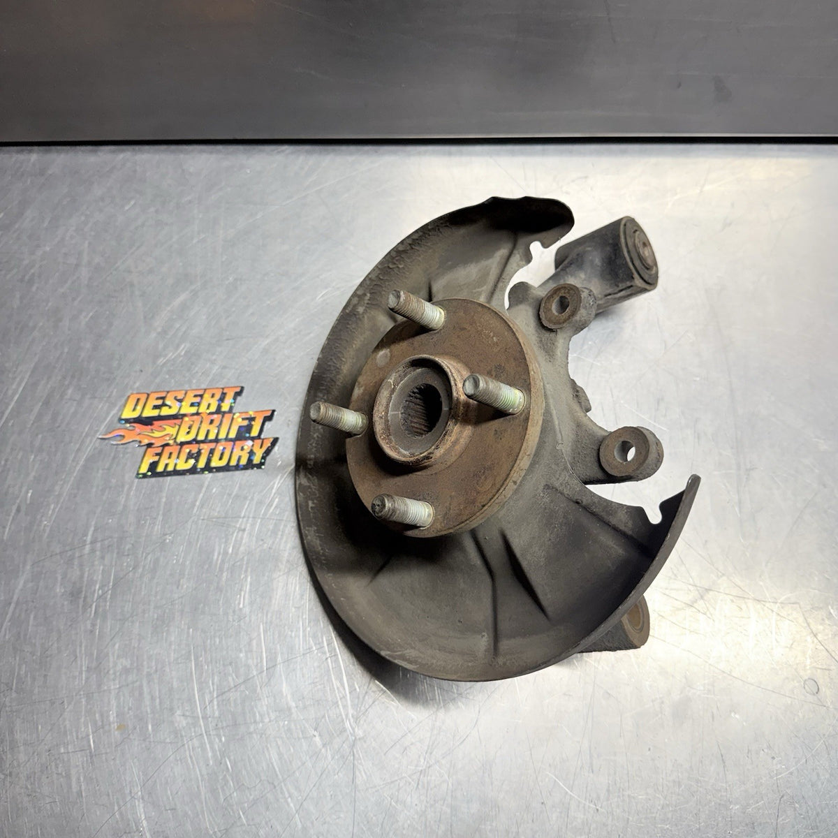 90-93 MAZDA MX-5 MIATA OEM REAR RIGHT SUSPENSION SPINDLE KNUCKLE HUB #5