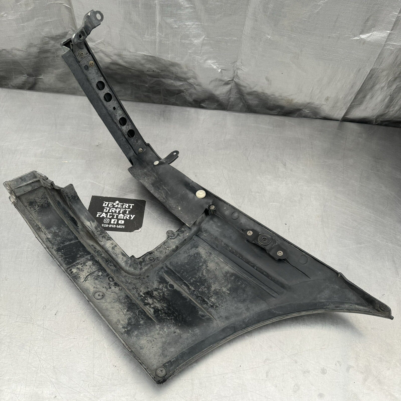 Usdm AE86 Passenger Side Front Bumper Side Piece Zenki Sr5