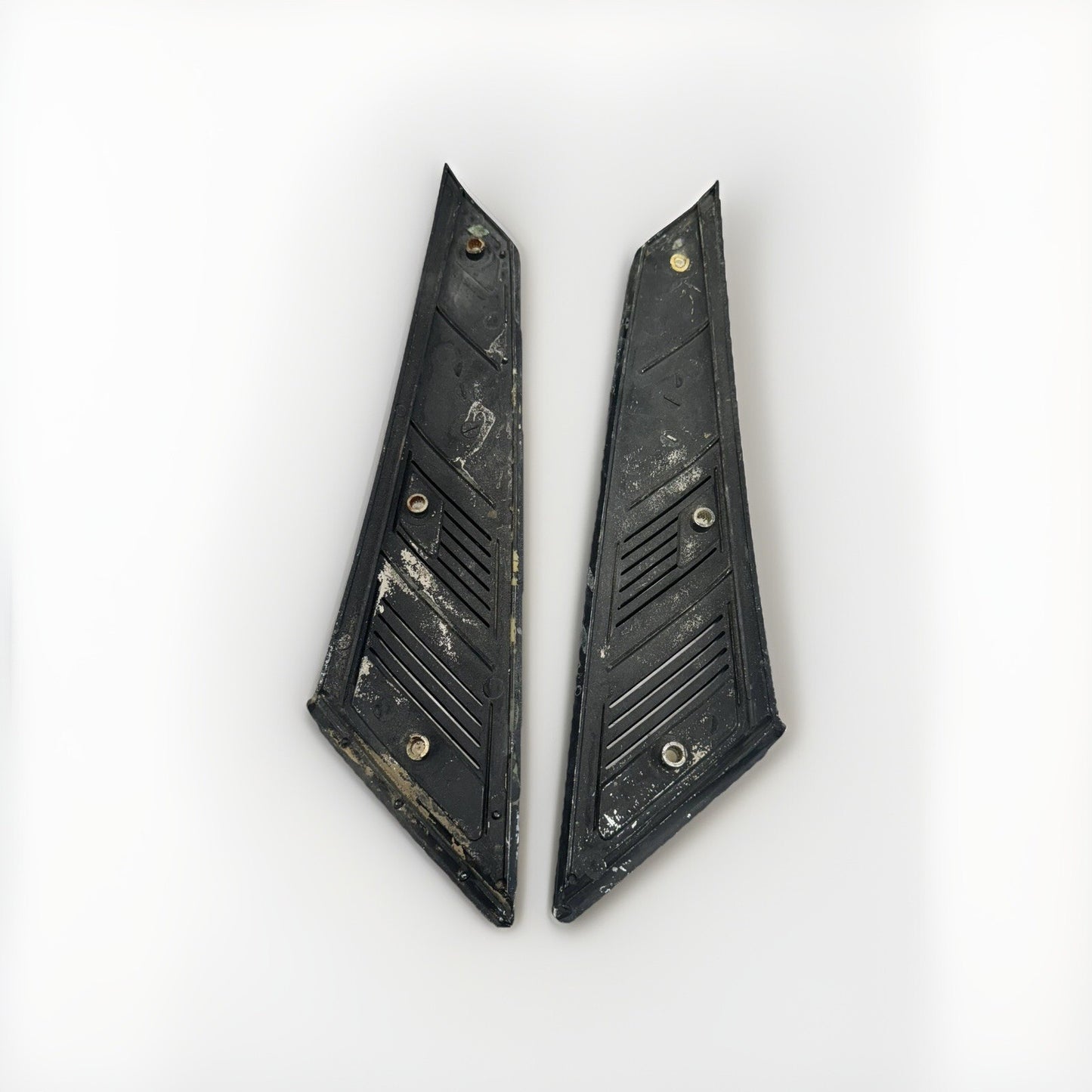 76 77 TOYOTA CELICA RA24 COUPE REAR WINDOW LOUVER SIDE VENT LEFT RIGHT CHROME #1