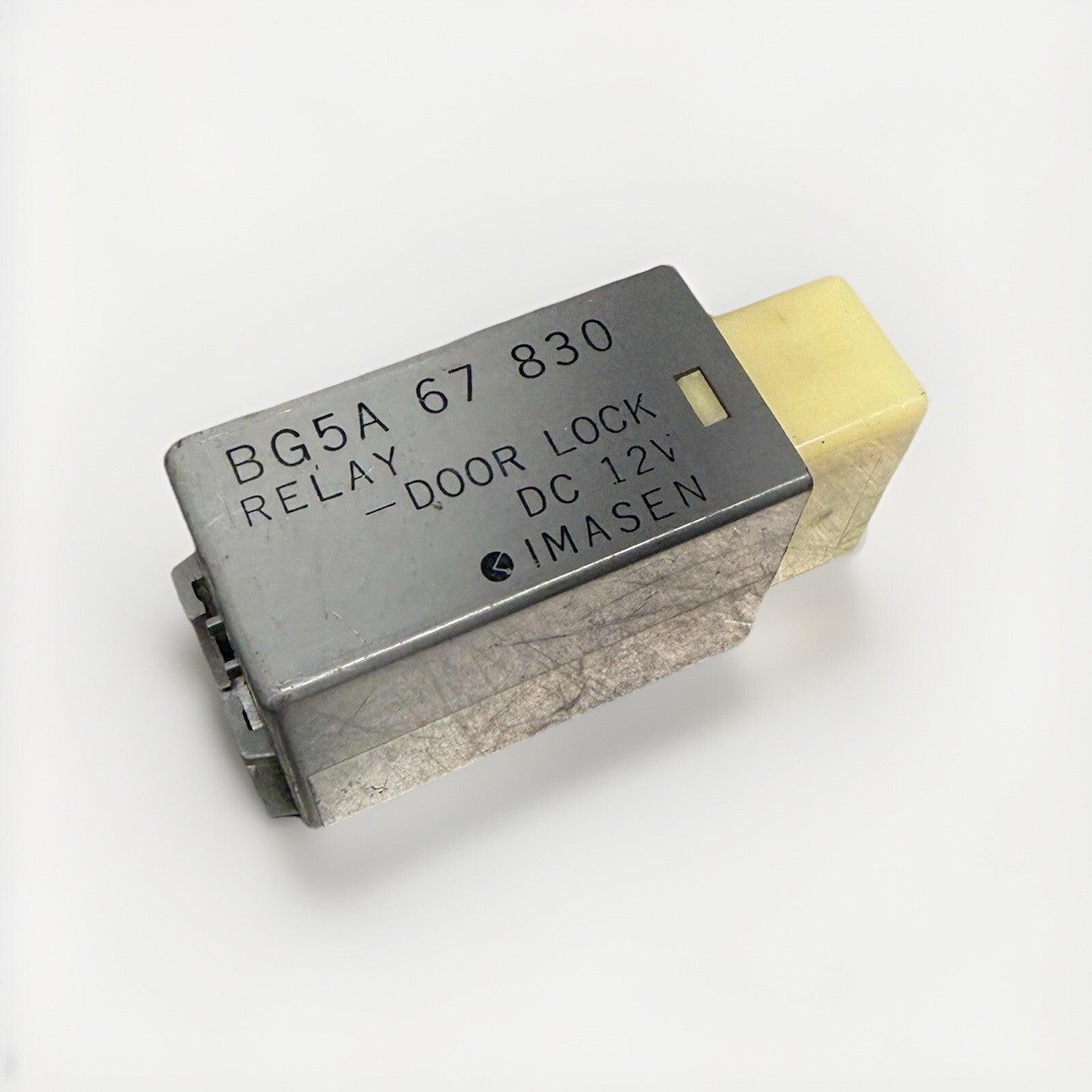 1999-2000 Mazda MX-5 Miata 1.8L Door Lock Relay BG5A67830