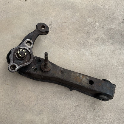 Toyota Corolla AE86 Lower Control Arm with Steering Knuckle Right