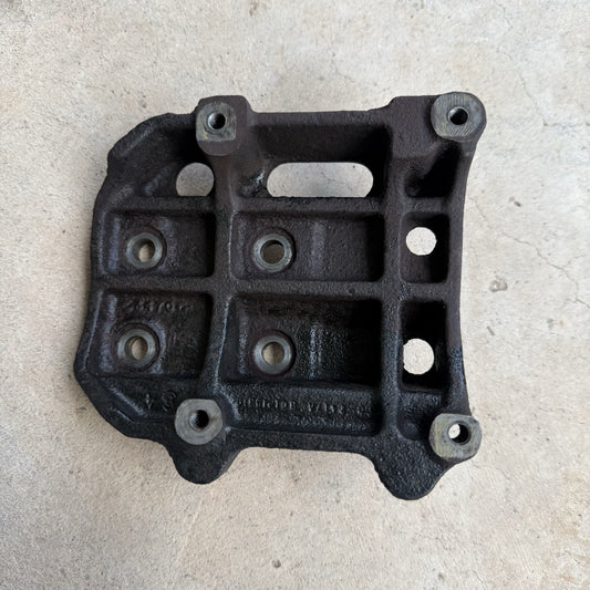 90-93 Mazda Miata MX5 OEM AC A/C Compressor Mounting Bracket Mount B61P-15-810A