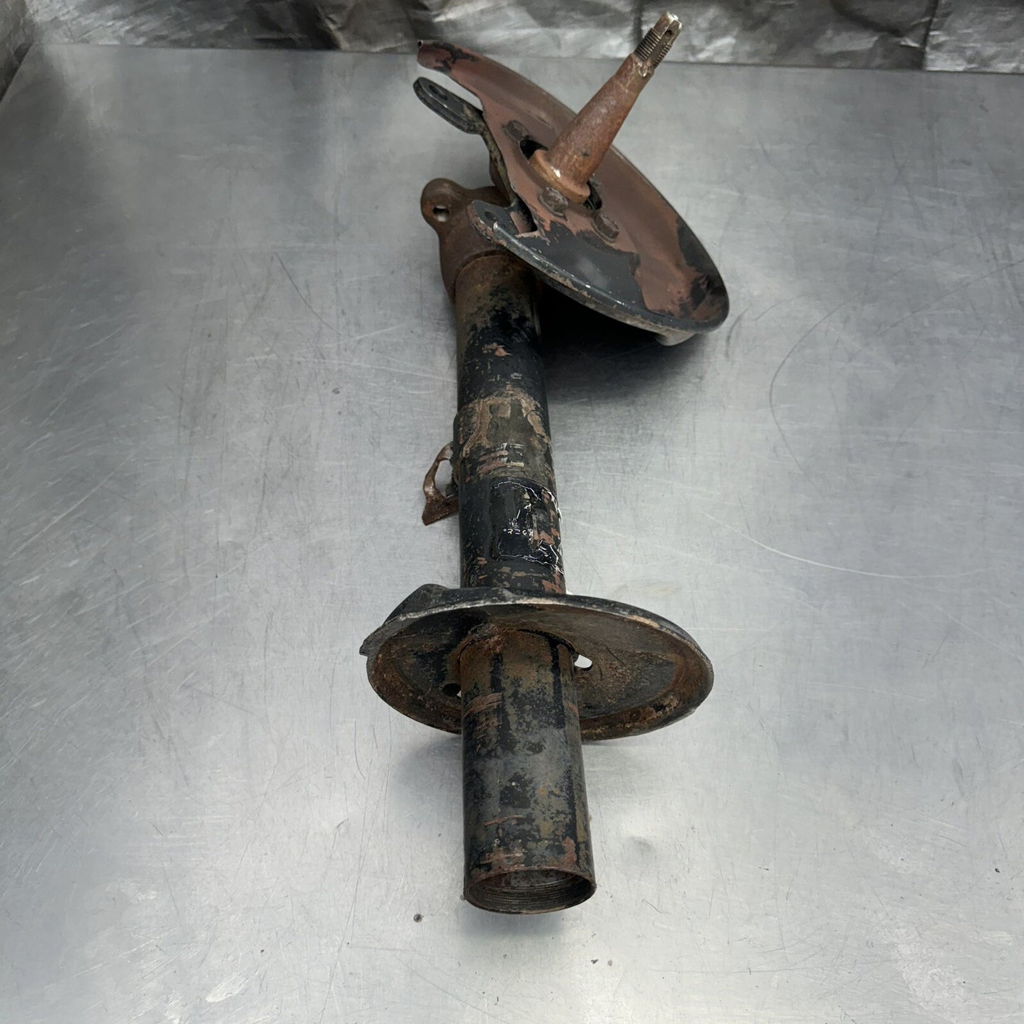 AE86 toyota corolla gts exterior suspension strut spindle assembly Right #1