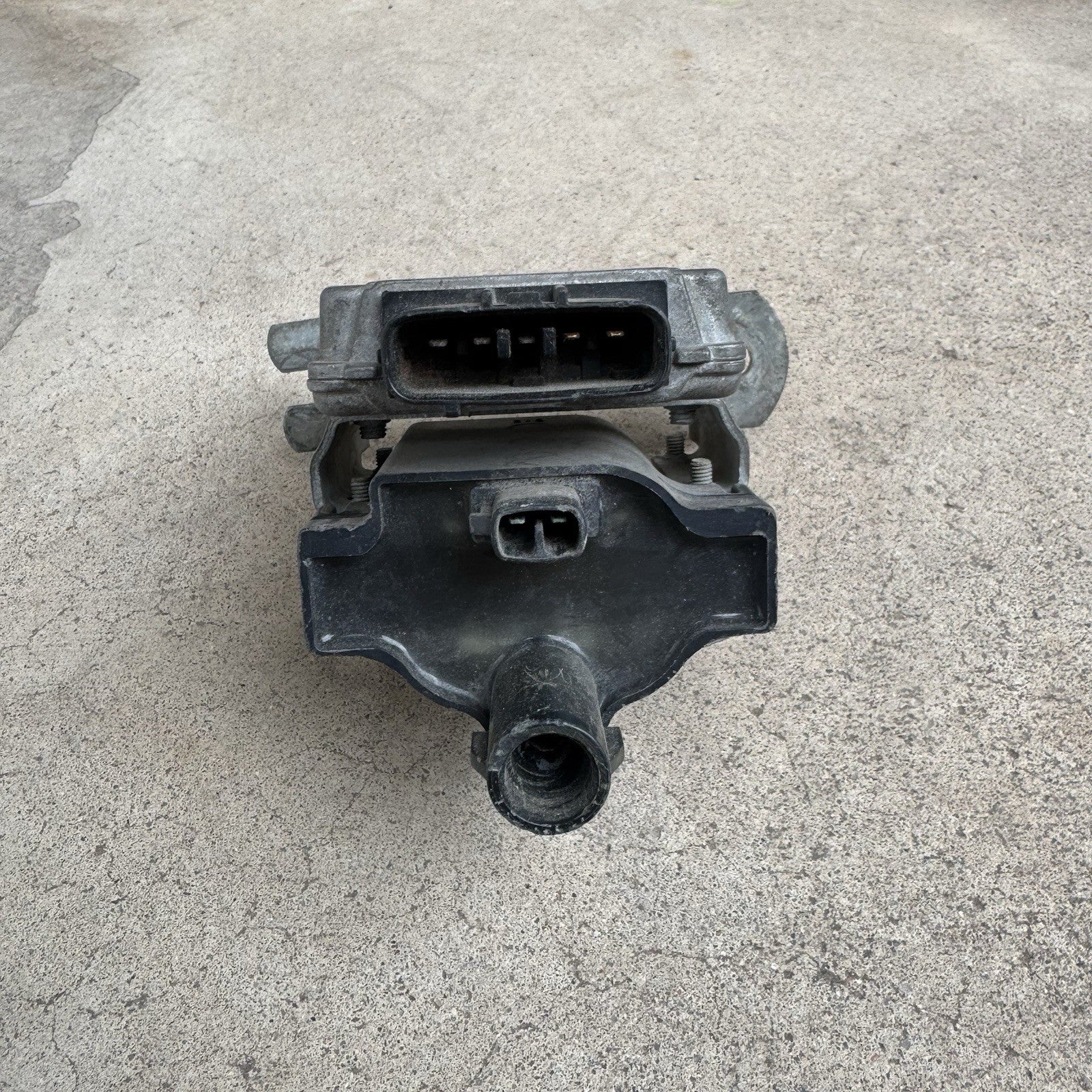 Ignition Igniter Module Coil Pack for Toyota 4Runner Pickup Celica Lexus LS400