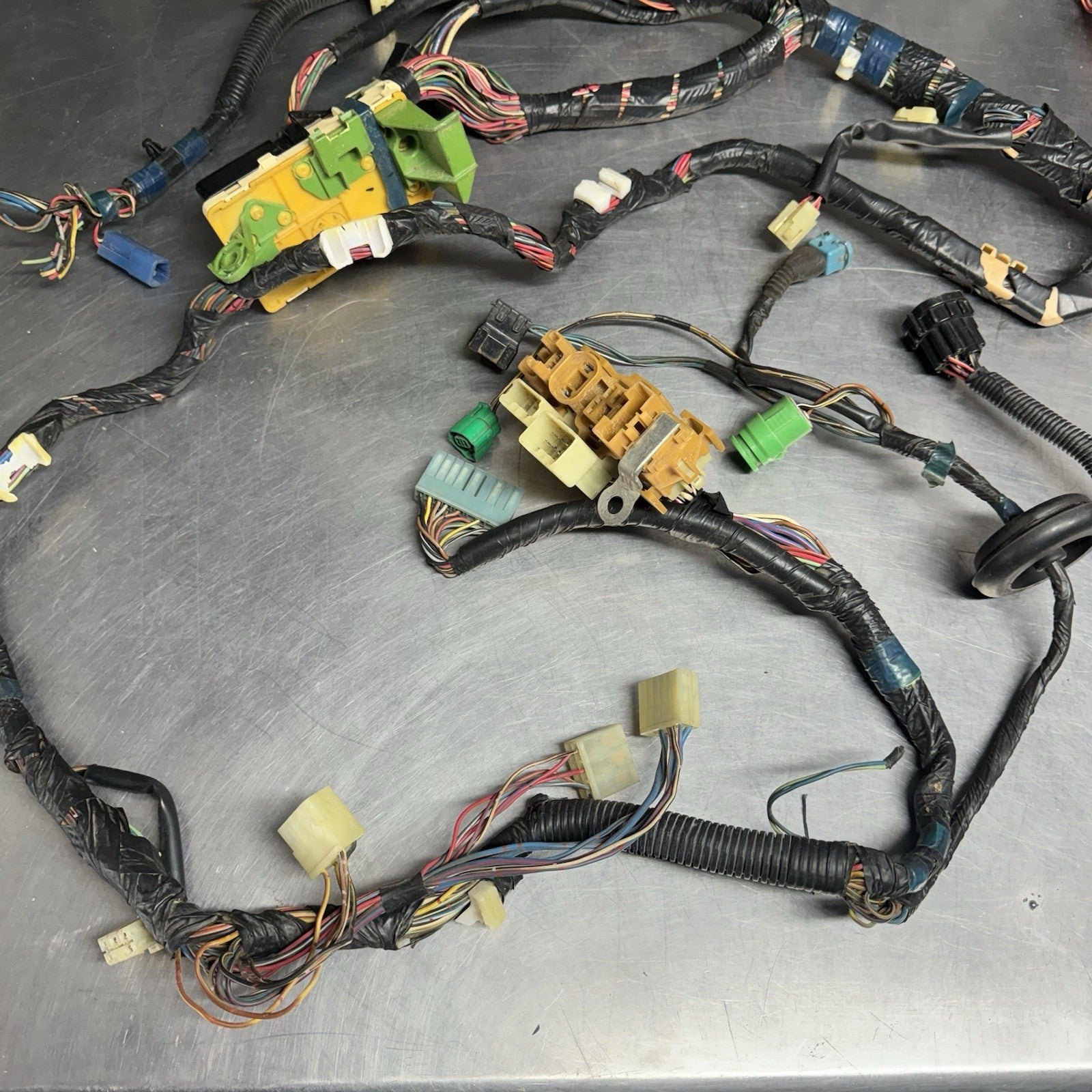 AE86 toyota Corolla GTS RWD Under Dash Fuse Box Cluster wiring harness oem #3
