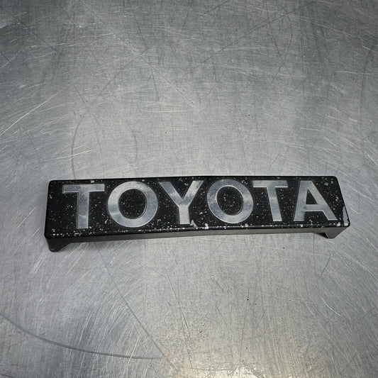 Toyota Corrolla TE71 TE72 Grille Grlle Emblem 81 82 83 84 #1