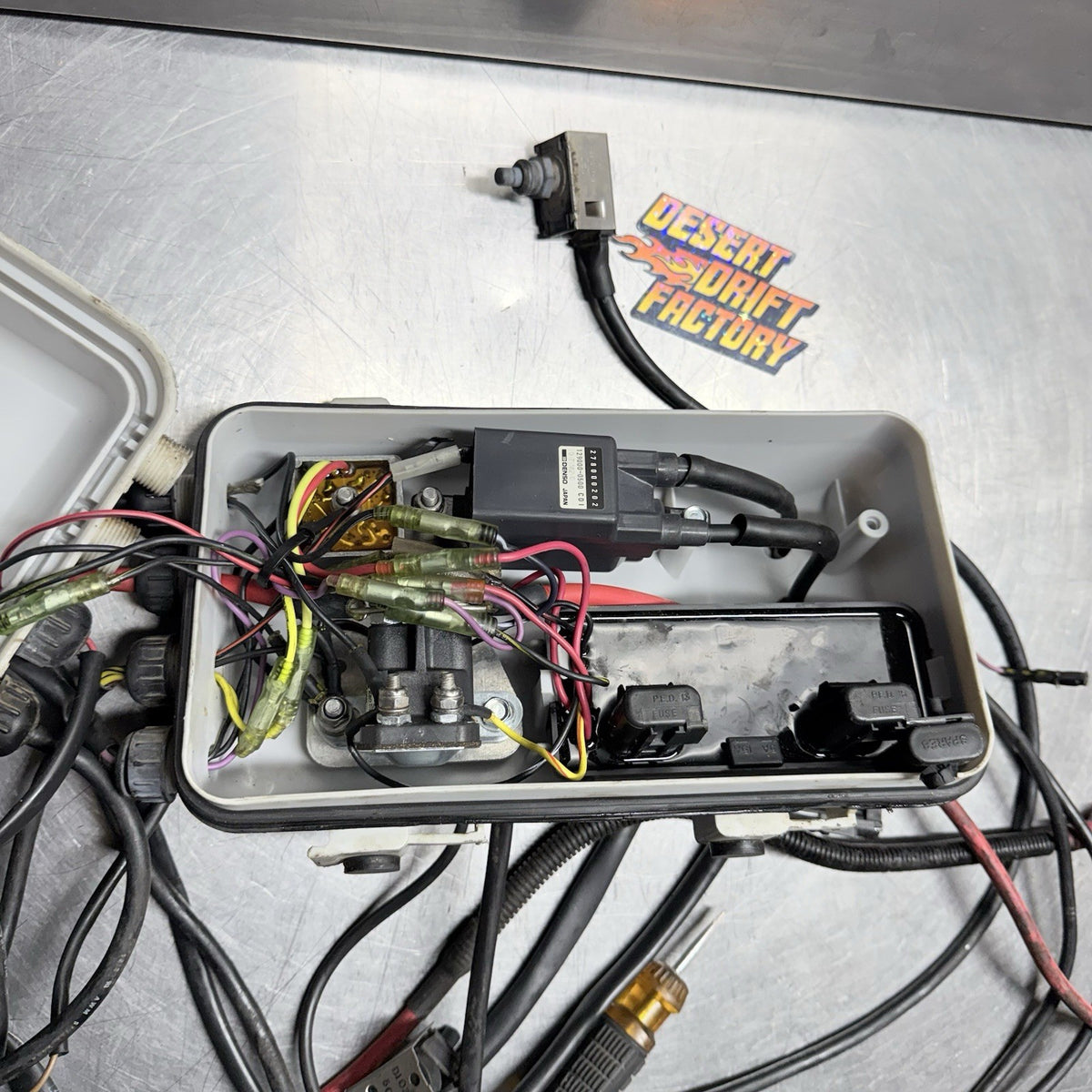 93 SEA-DOO 587 SPX white electronics ebox box ecu ignition coil module Wiring