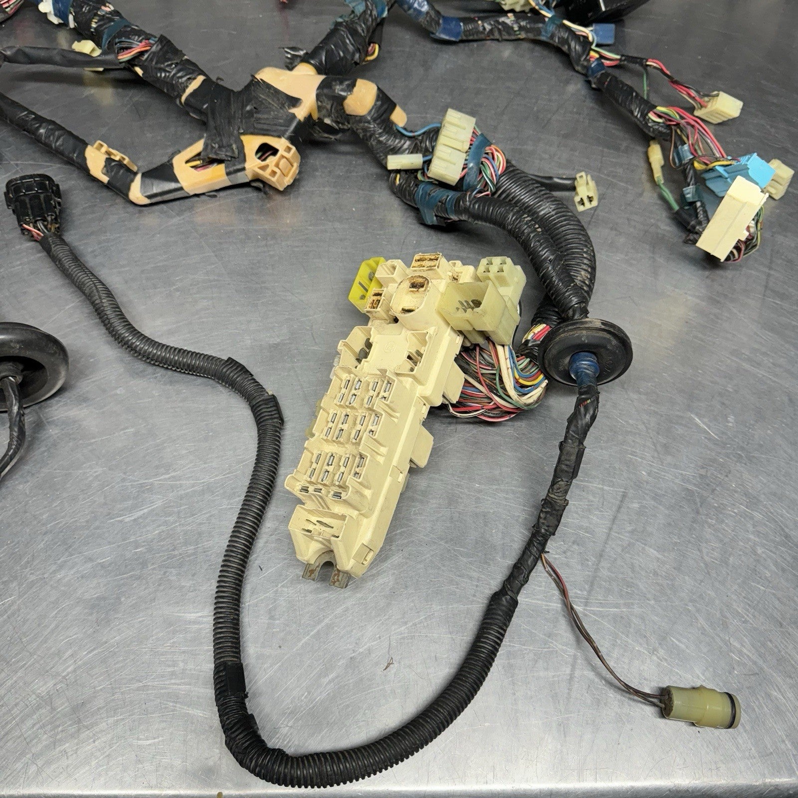 AE86 toyota Corolla GTS RWD Under Dash Fuse Box Cluster wiring harness oem #3