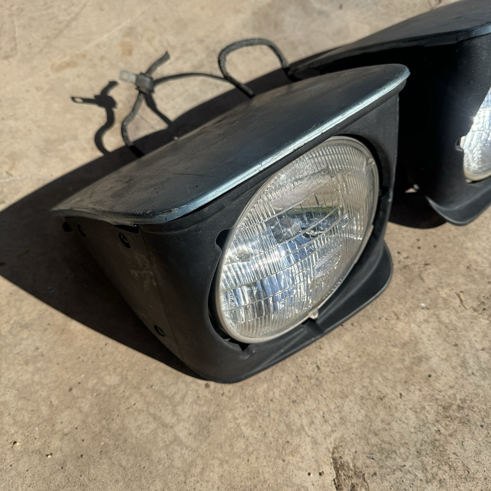1983 Mazda RX-7 FB Pair R&L Headlight assembly Right Left head light OEM gray