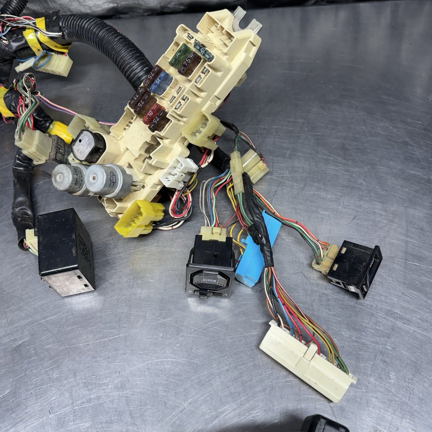 AE86 toyota Corolla GTS RWD Under Dash Fuse Box Cluster wiring harness oem #1