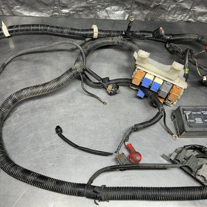 OEM 2001 Nissan Sentra 2.0L SR20DE Auto Harness Engine Fuse Box #1