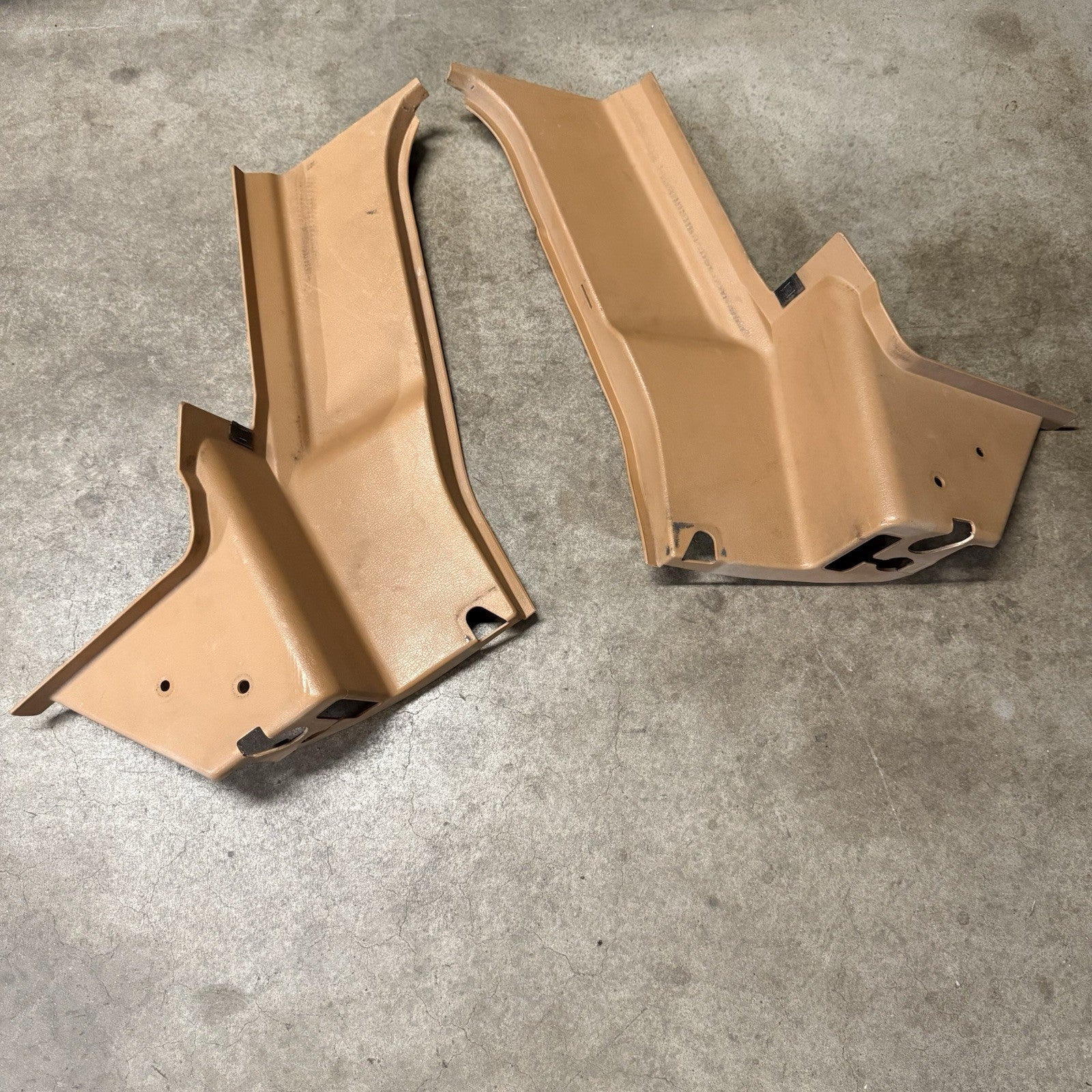 1994-1997 MAZDA MIATA B PILLAR PLASTIC TRIM COVER SET TAN 94-97