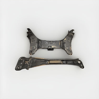 2000-2002 Nissan Sentra 2.0 Sr20de Front Crossmember Subframe Cradle K Member #1