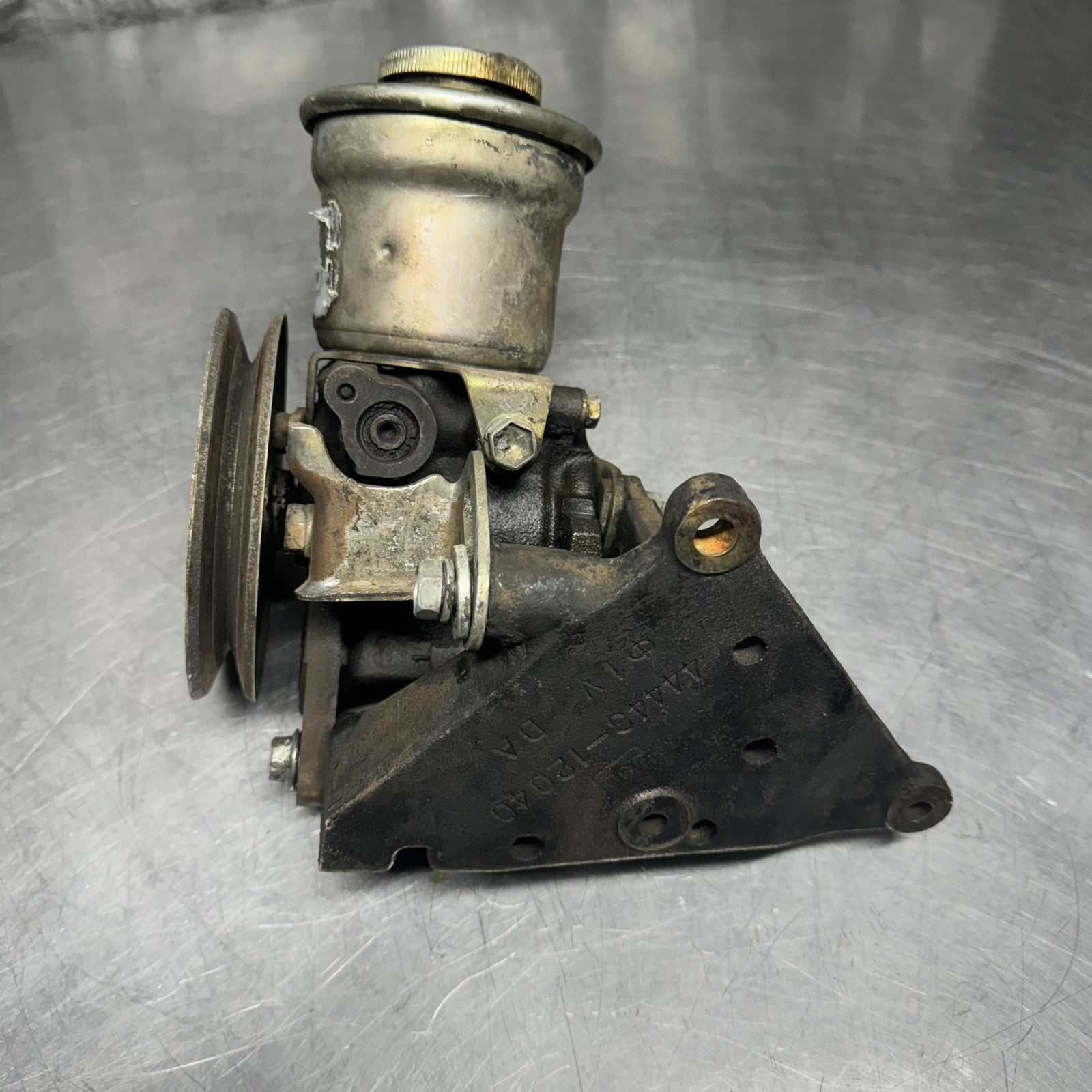 1984 AE86 4AC For TOYOTA COROLLA SR5 POWER STEERING  PUMP BRACKET #3