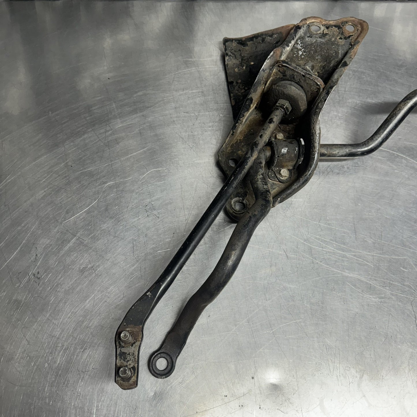 Toyota Corolla Ae86 Front Tension Rod Sway Bar Control Arms And Bracket #1