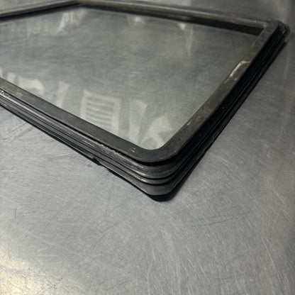 KE31 KE30 TE31 TE30 1975-1979 COROLLA 2 DOOR SEDAN DRIVERS REAR QUARTER GLASS #1